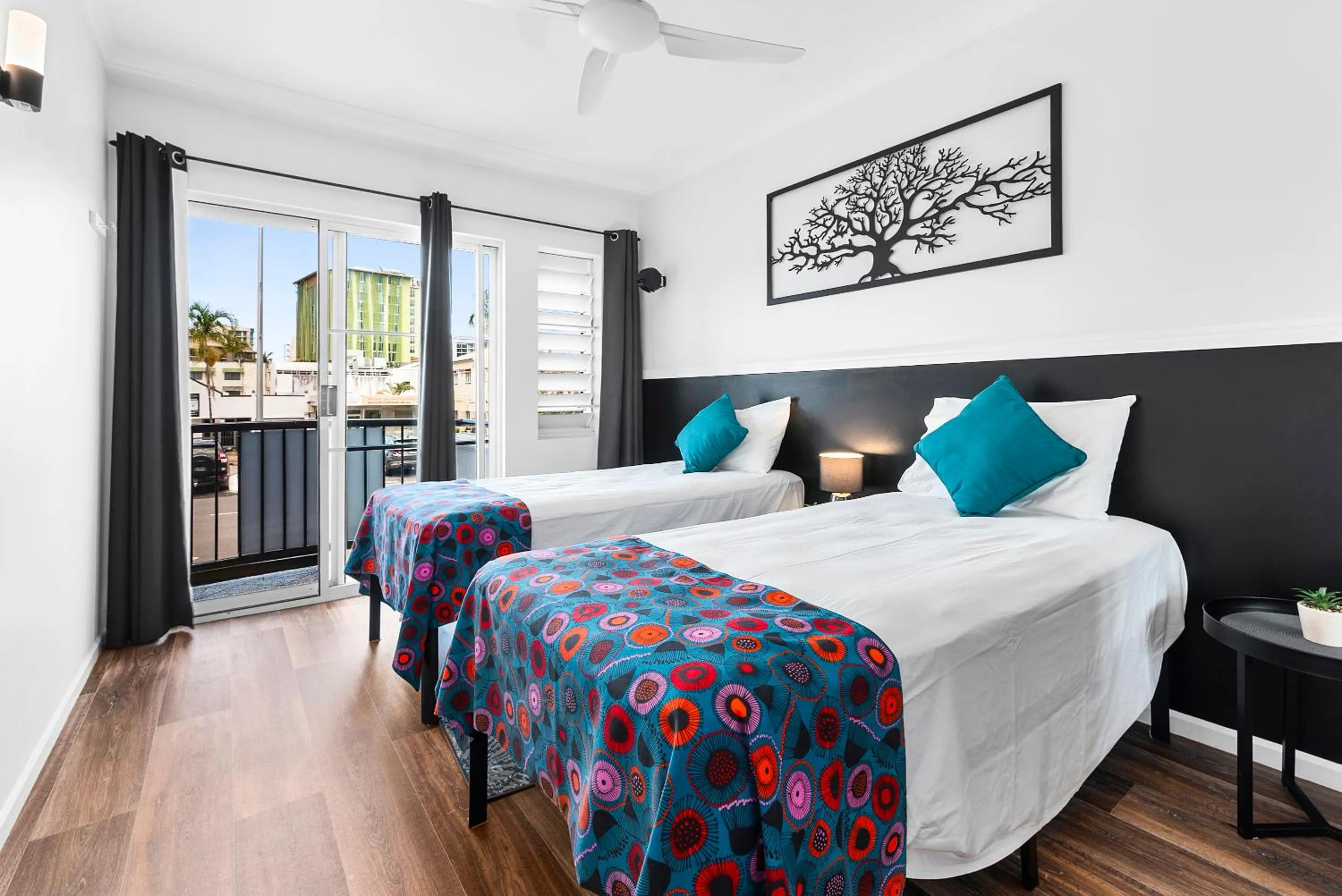 Bedroom, Bed in Villa Vaucluse Apartments