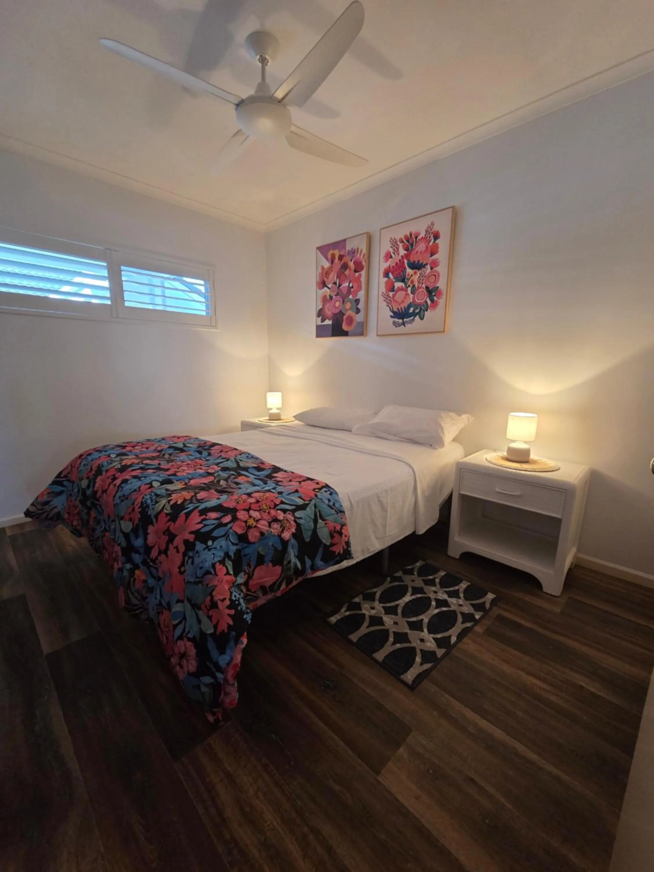 Bedroom, Bed in Villa Vaucluse Apartments