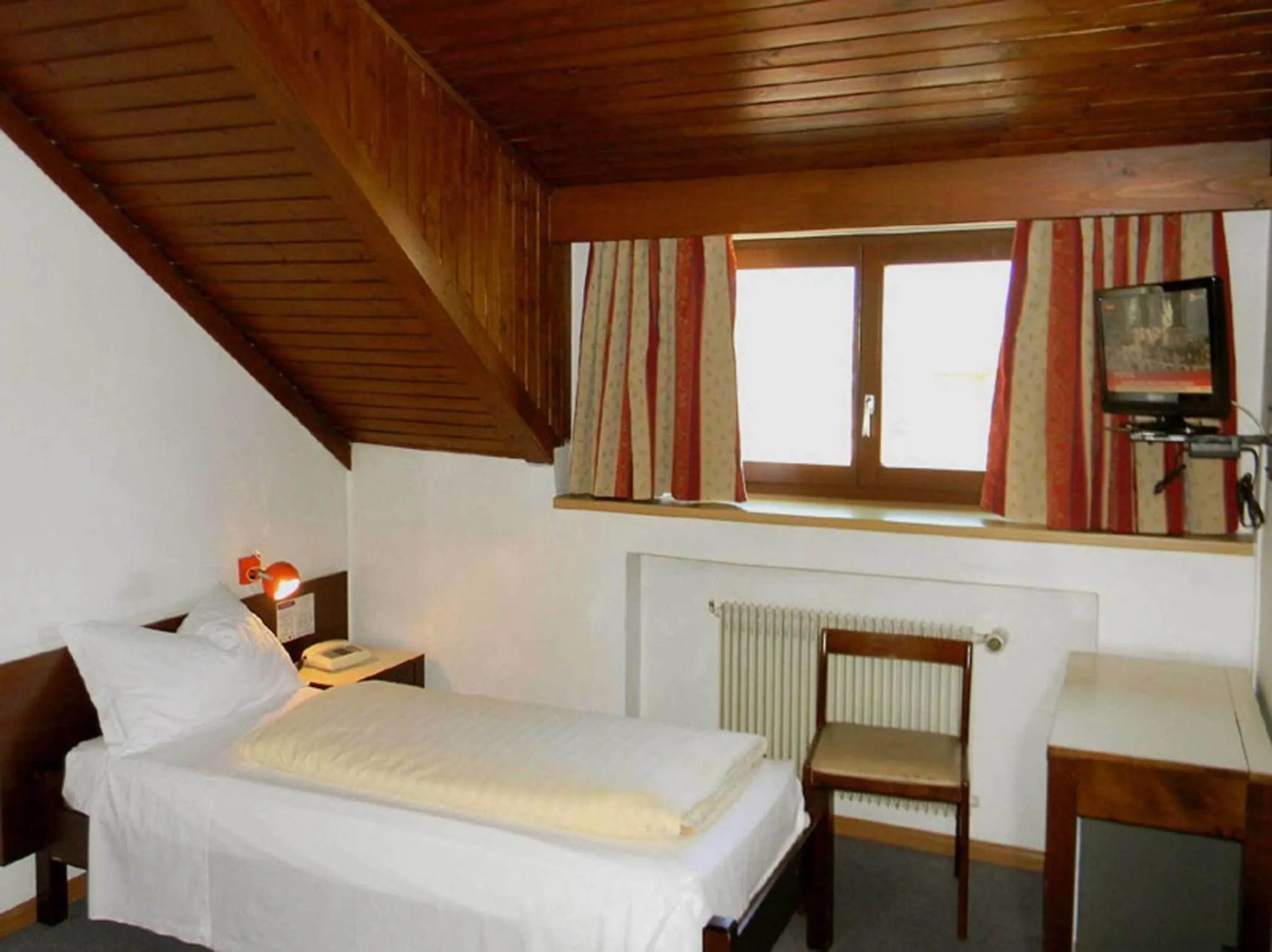 Bedroom, Bed in Hotel Bologna