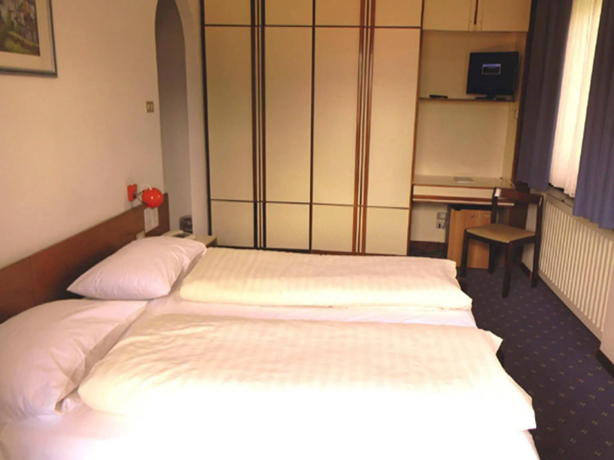 Bedroom, Bed in Hotel Bologna