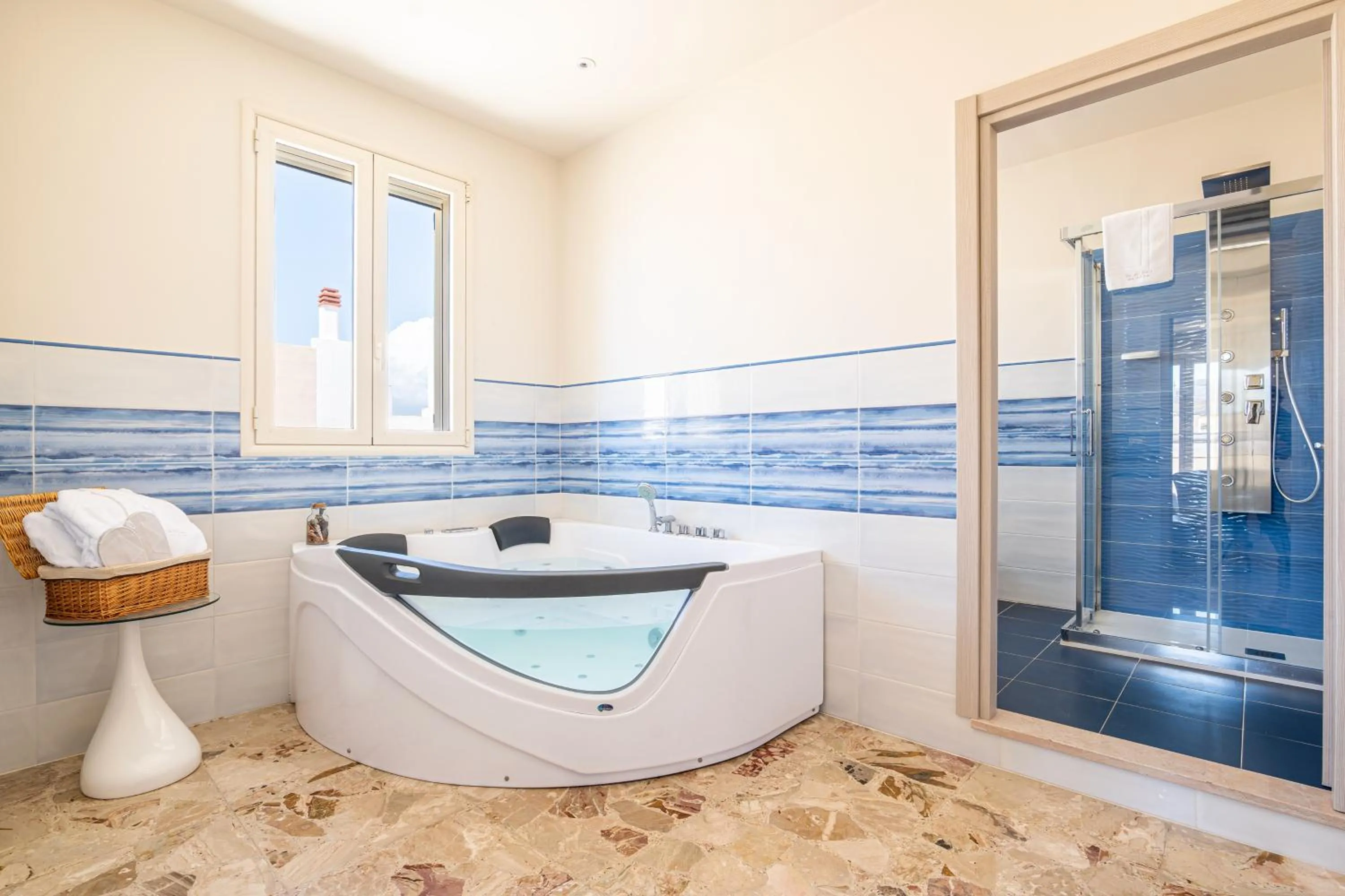 Dei del Mare Extra Luxury