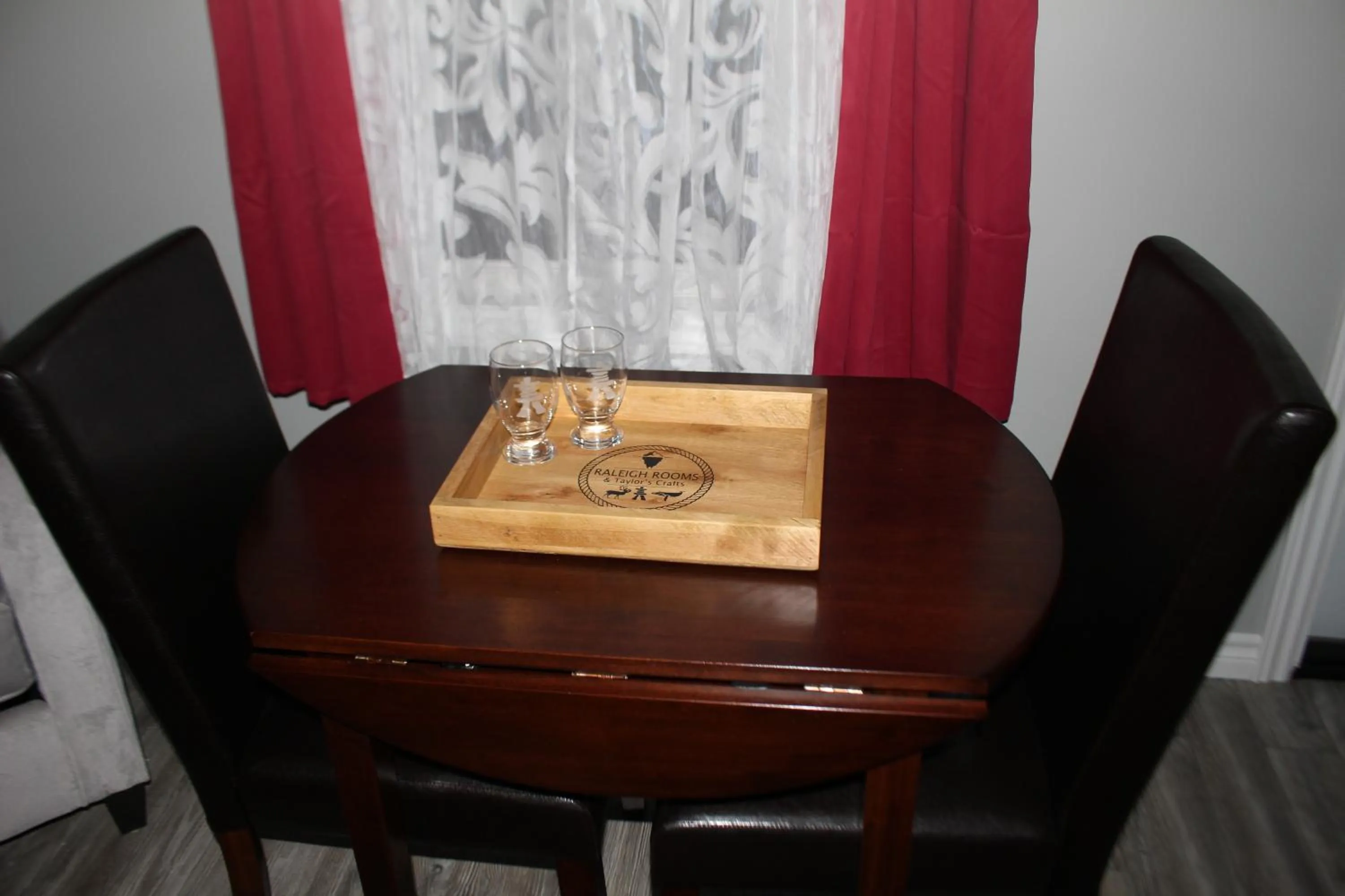 Raleigh Rooms & Taylor's Crafts