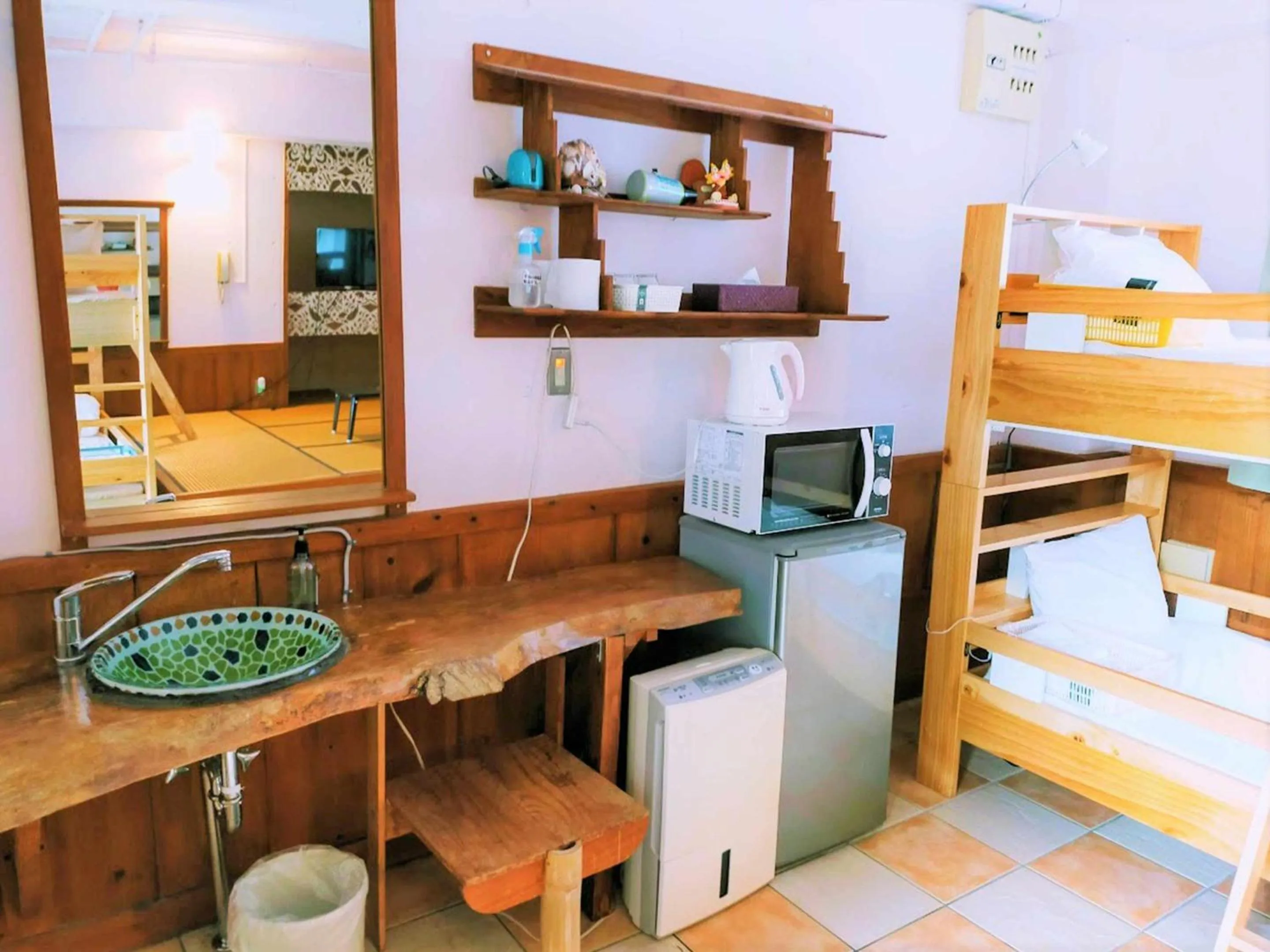 bunk bed, Bed in Buzz Resort