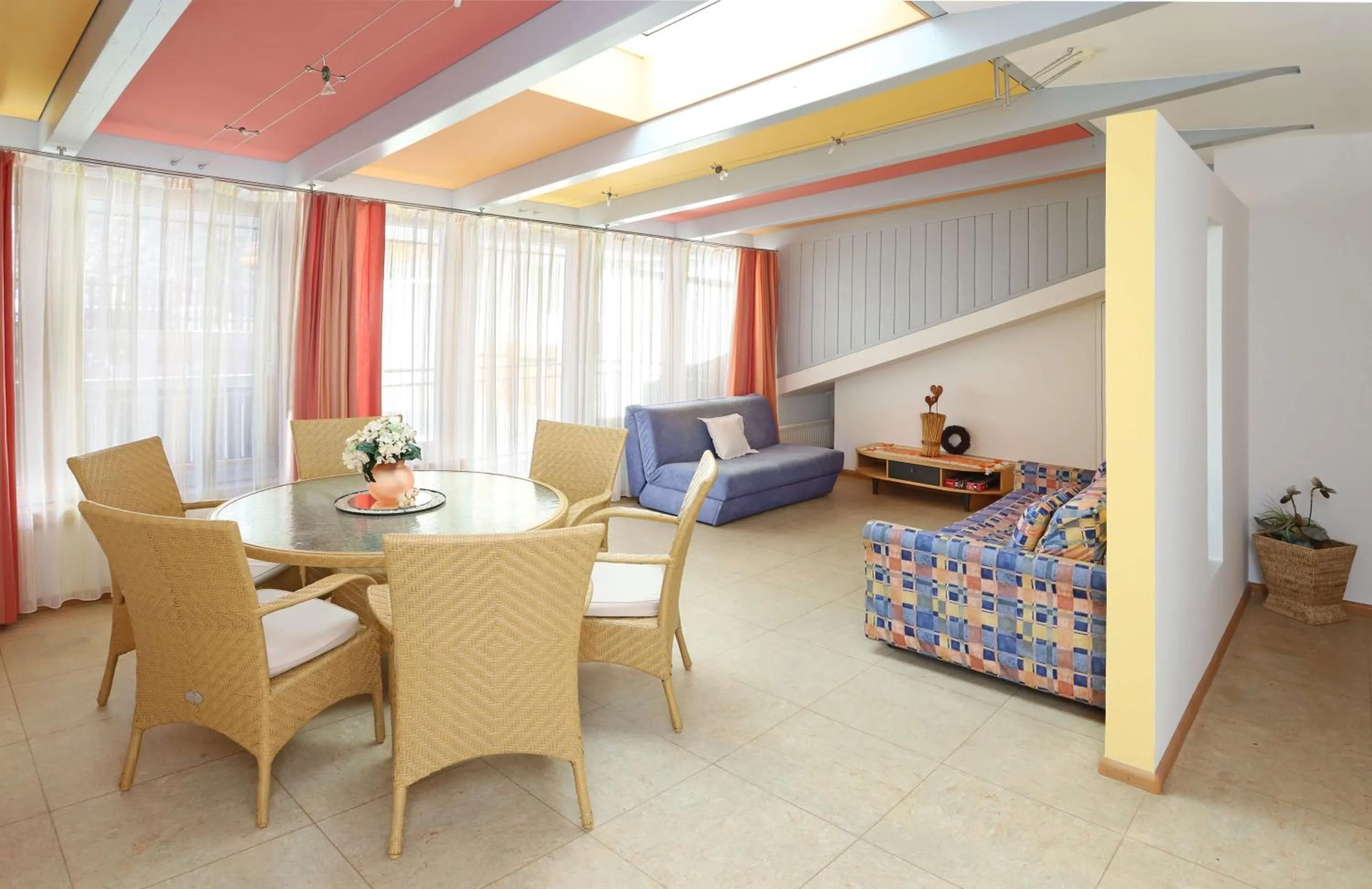 Communal lounge/ TV room in Residence Sonneck