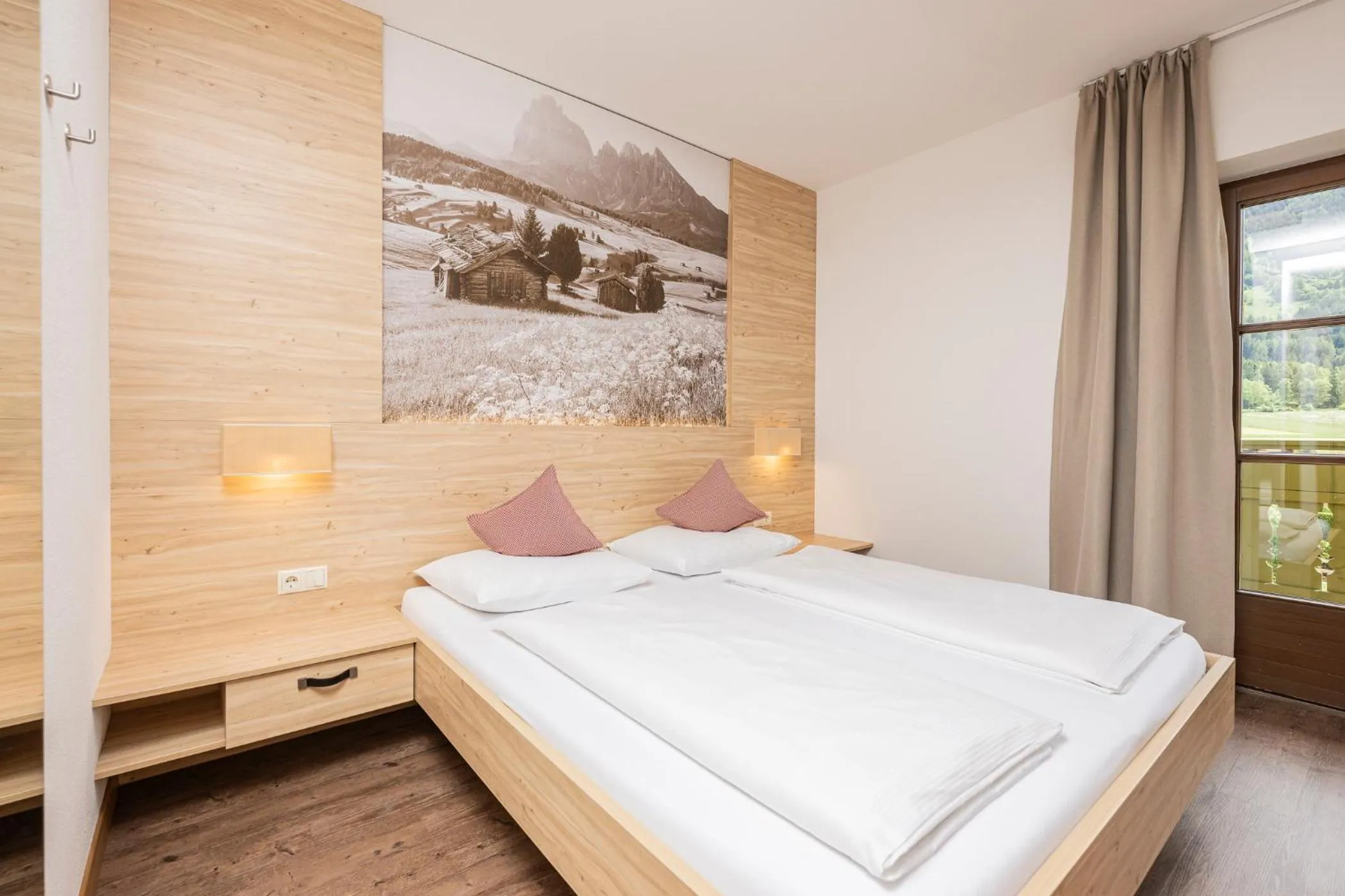 Photo of the whole room, Bed in Hotel Anewandter