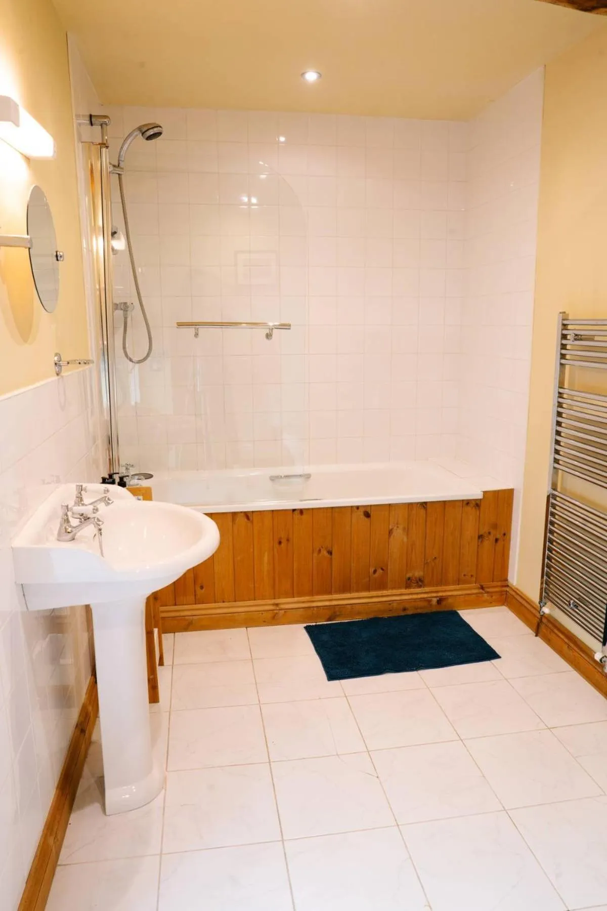 Henllys Estate B and B