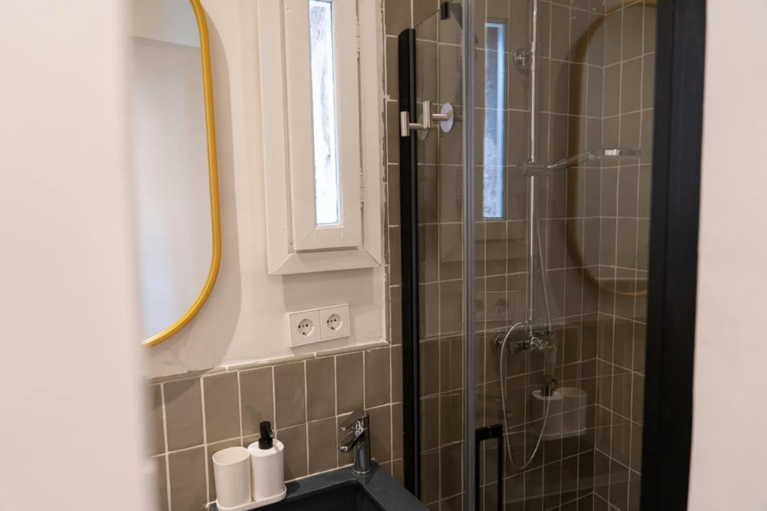 Toilet in Rambla de Mar Apartments