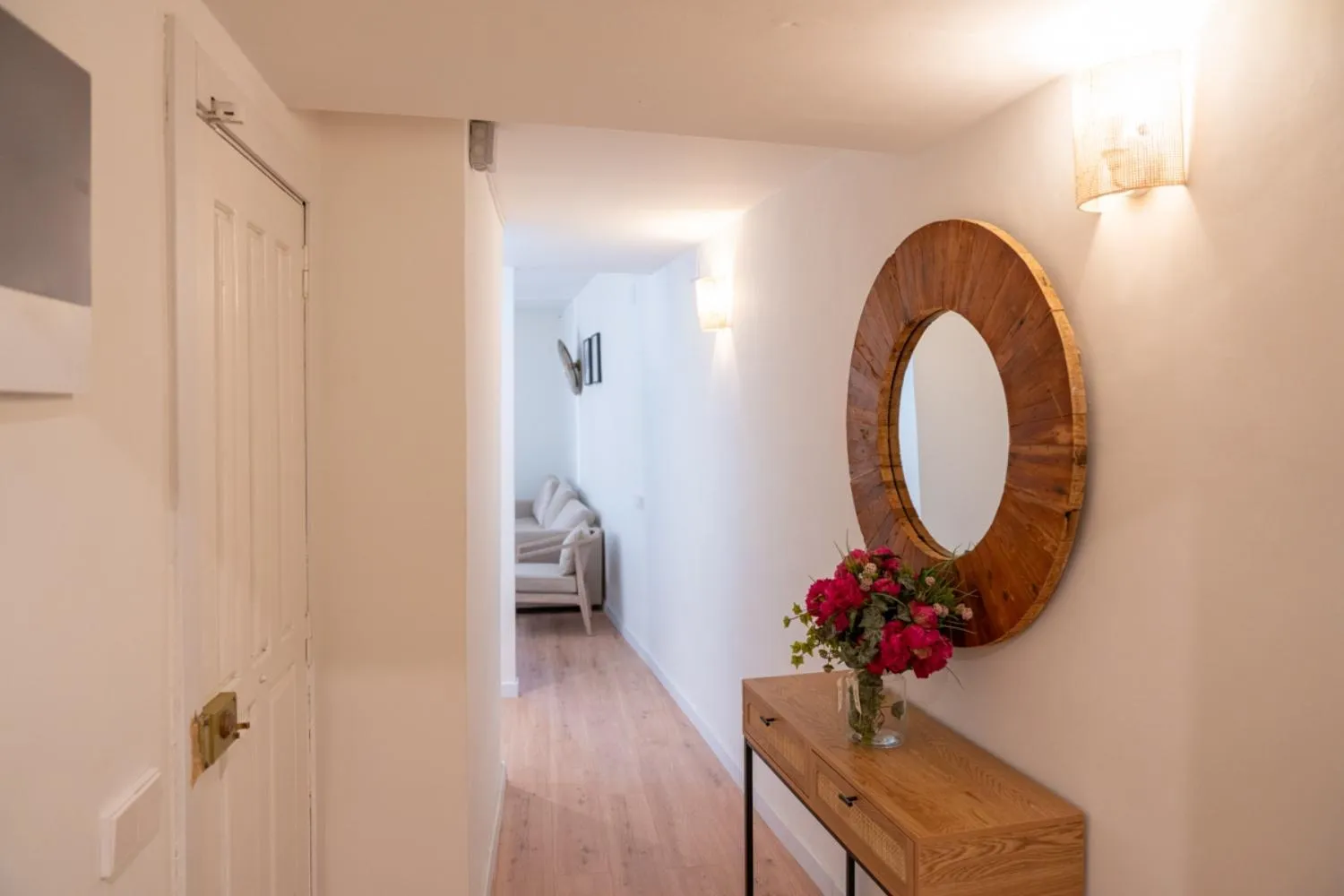 Facade/entrance in Rambla de Mar Apartments