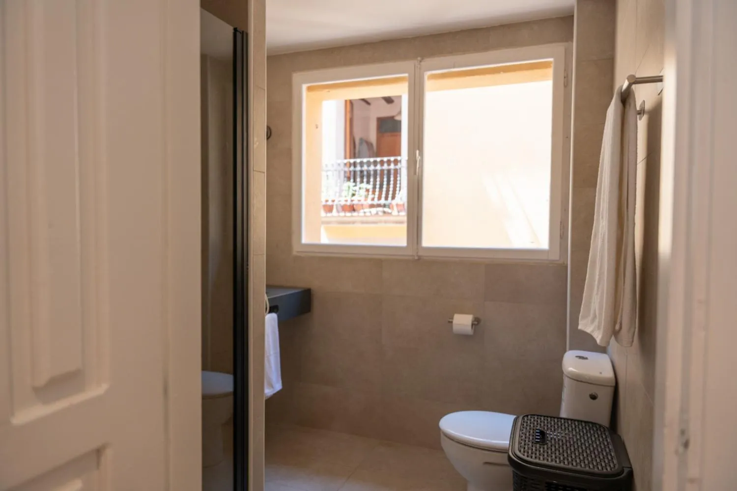 Toilet in Rambla de Mar Apartments