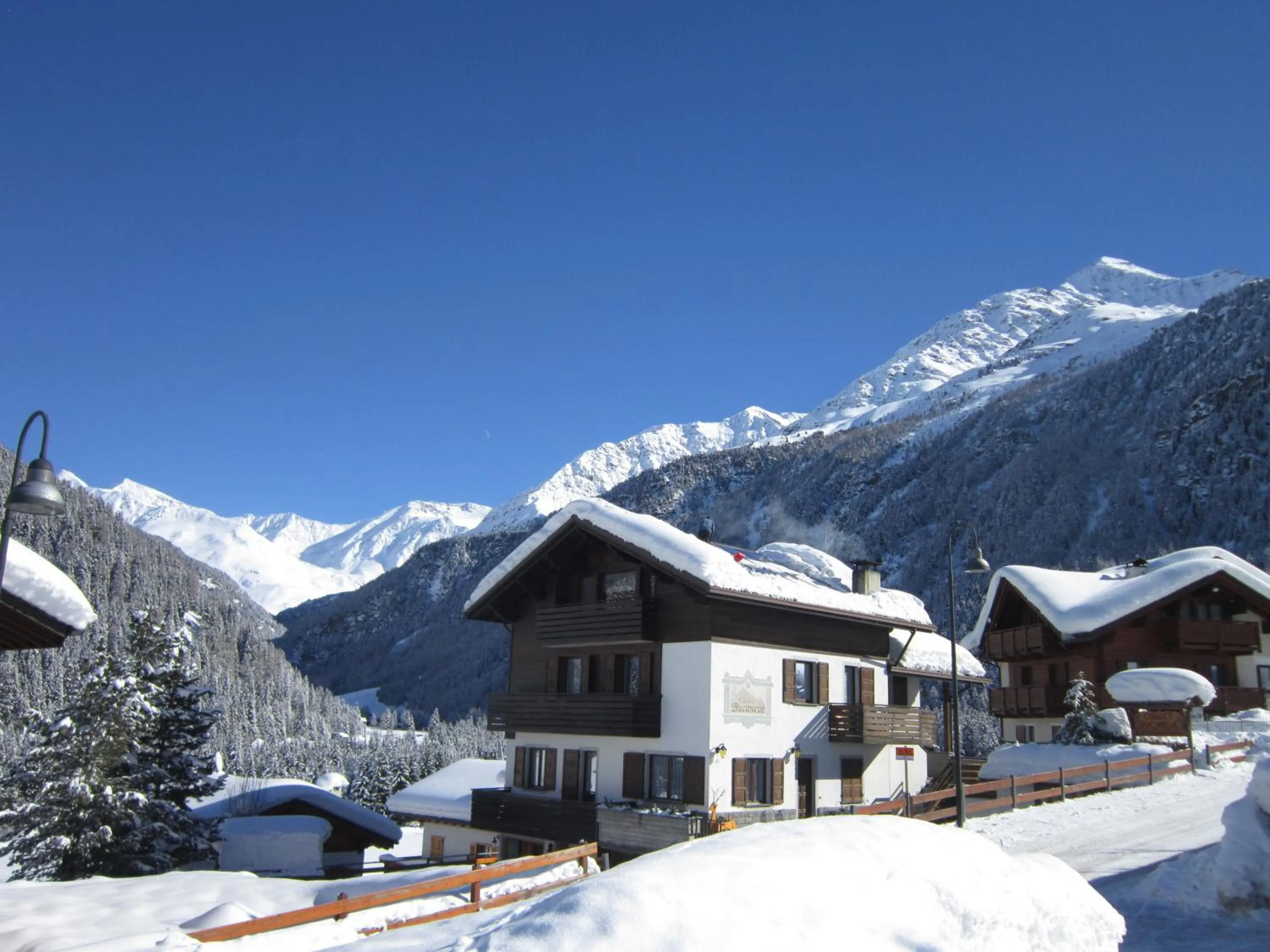 Mountain view in Chalet Bucaneve