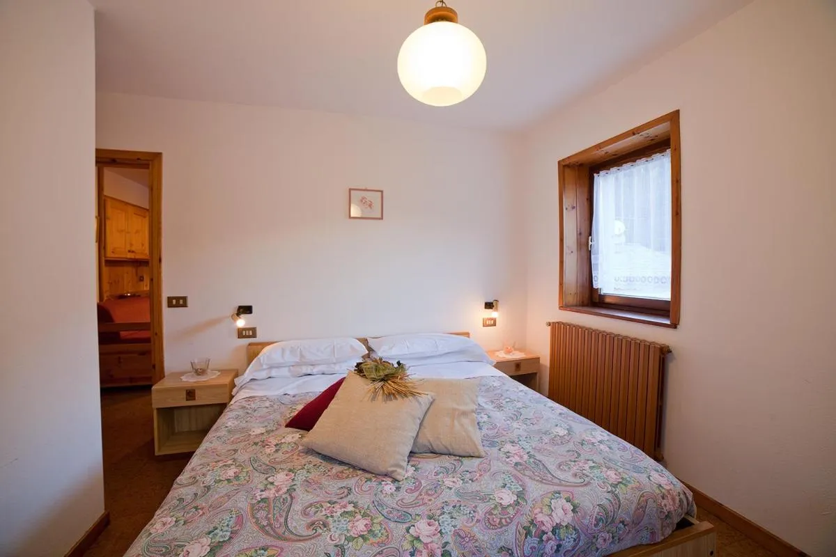 Bed in Chalet Bucaneve