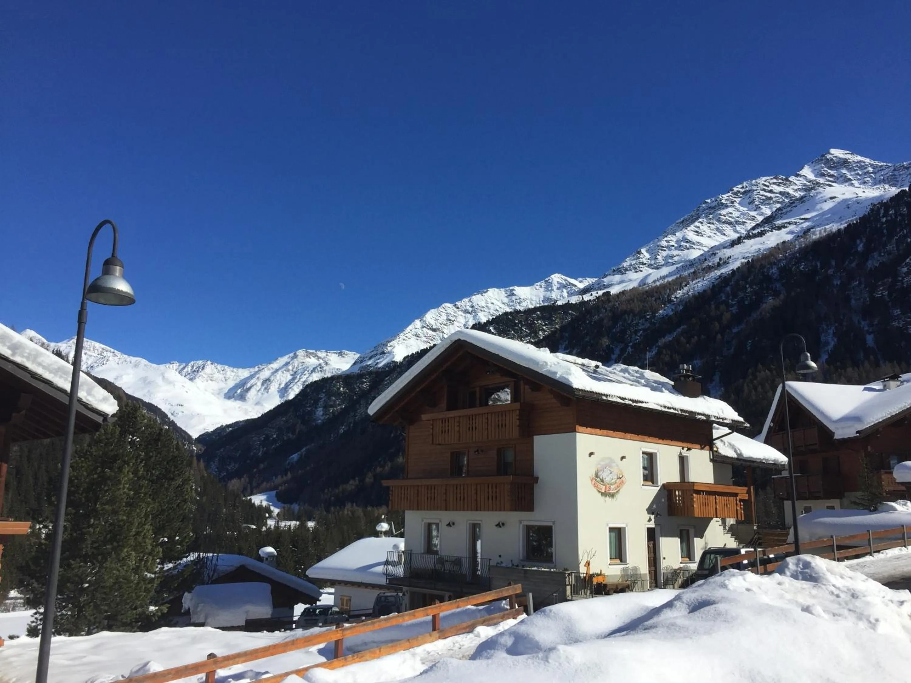 Property building in Chalet Bucaneve