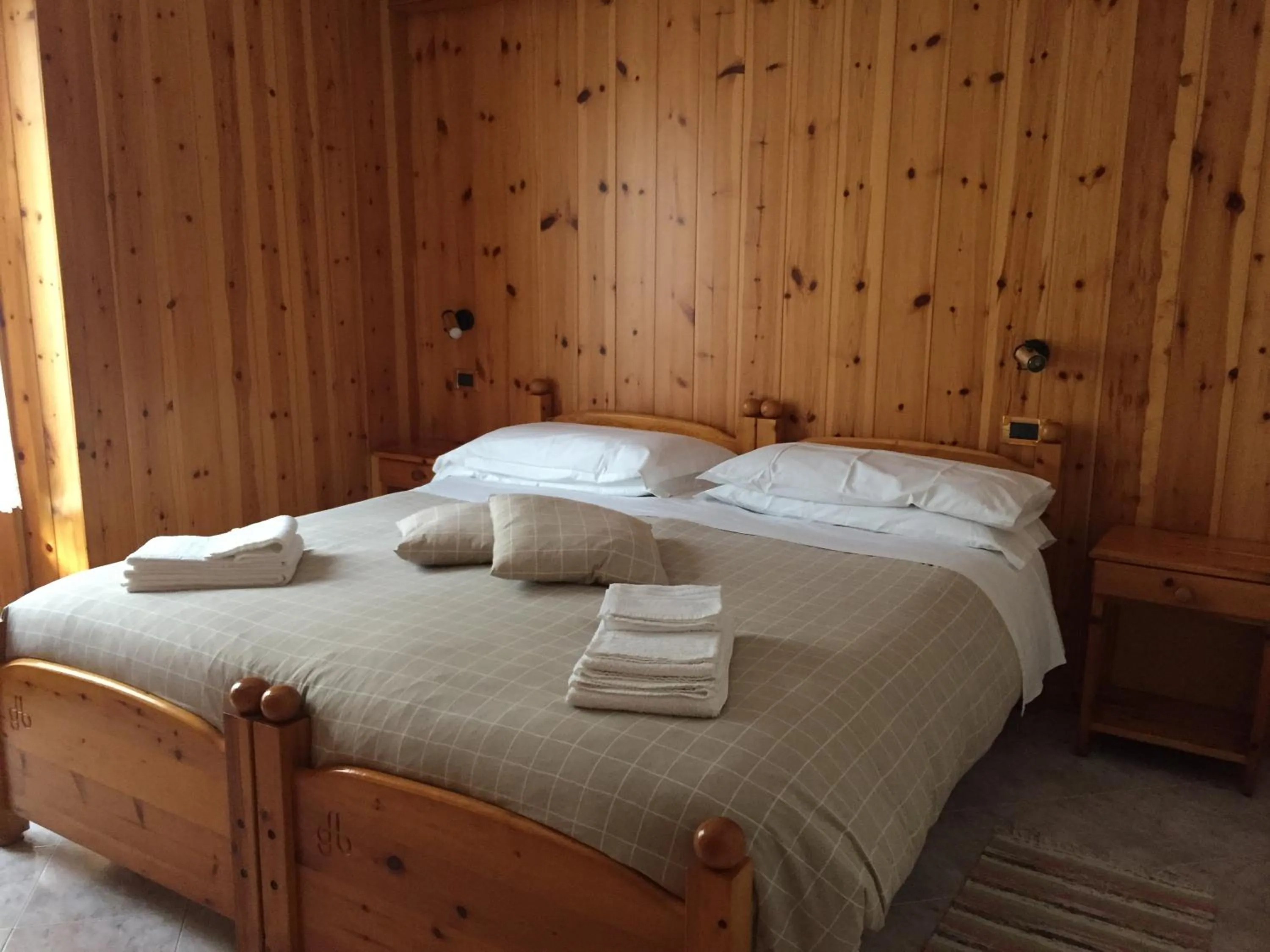 Bedroom, Bed in Chalet Bucaneve