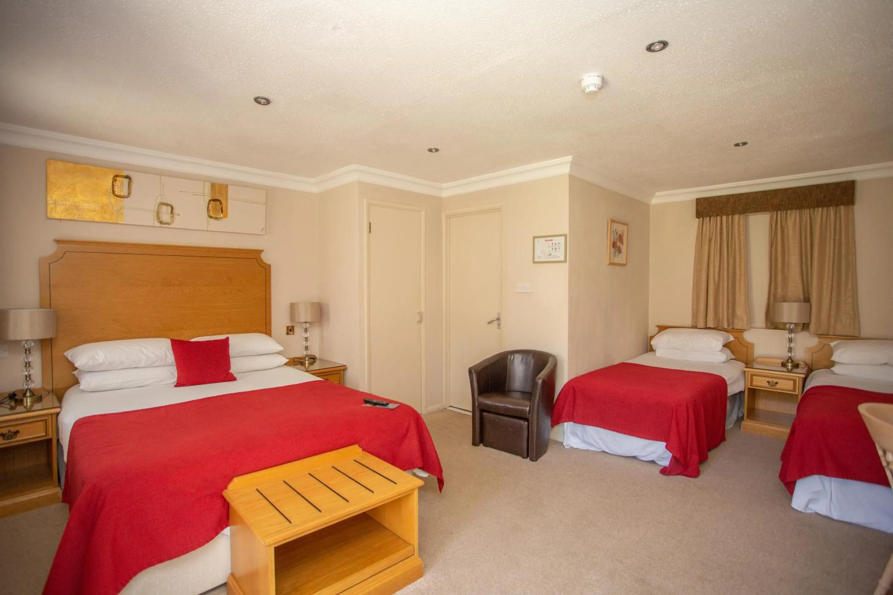 Garden Family Room in Links Country Park Hotel