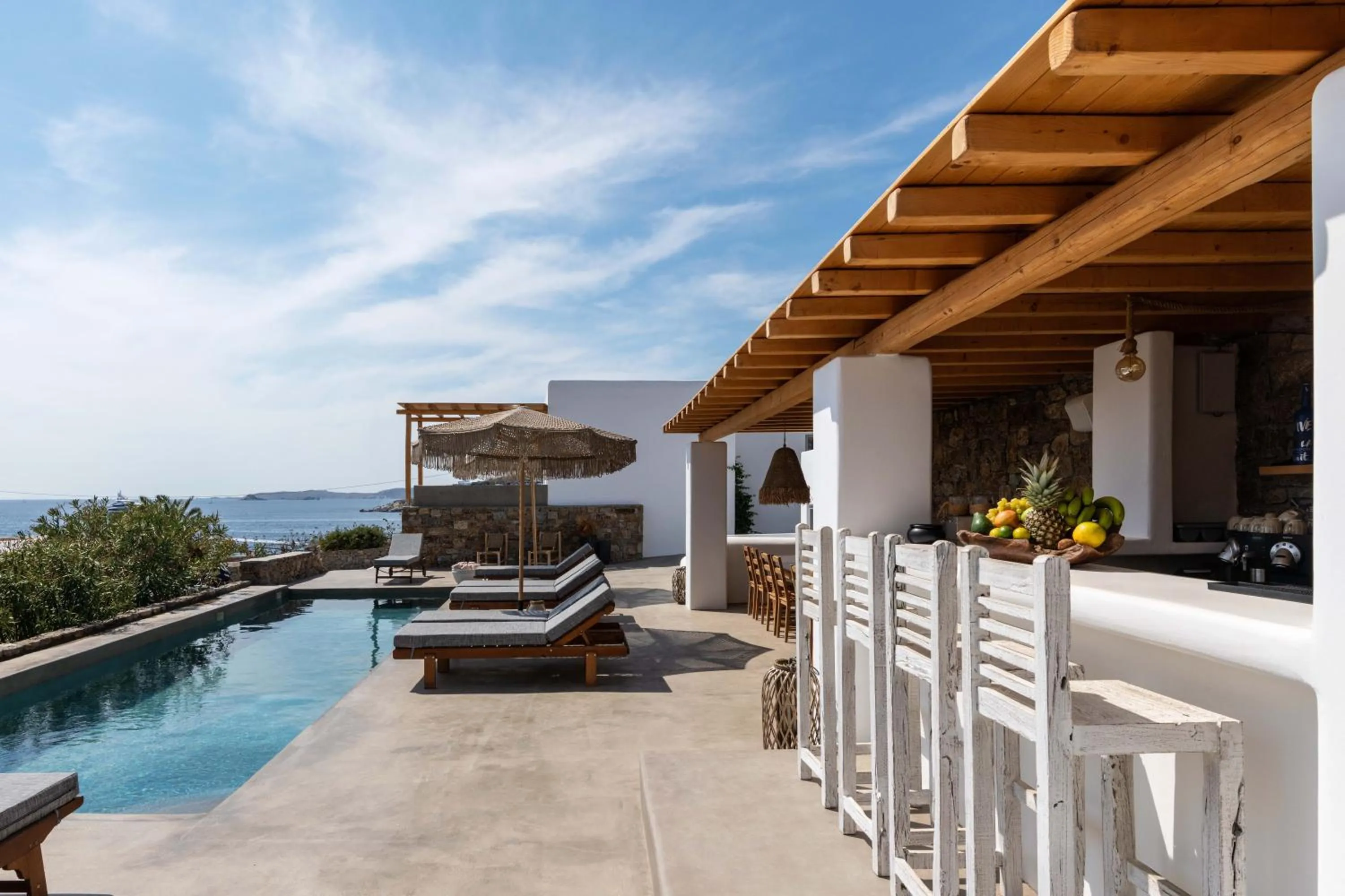 Restaurant/places to eat in Trinity Mykonos - Beachfront Villa