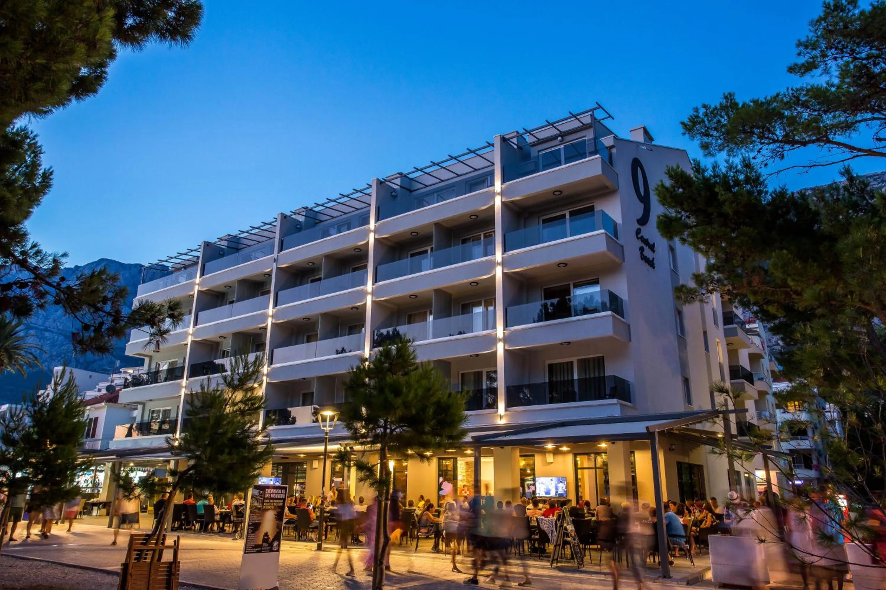 Property building in Hotel Central Beach 9