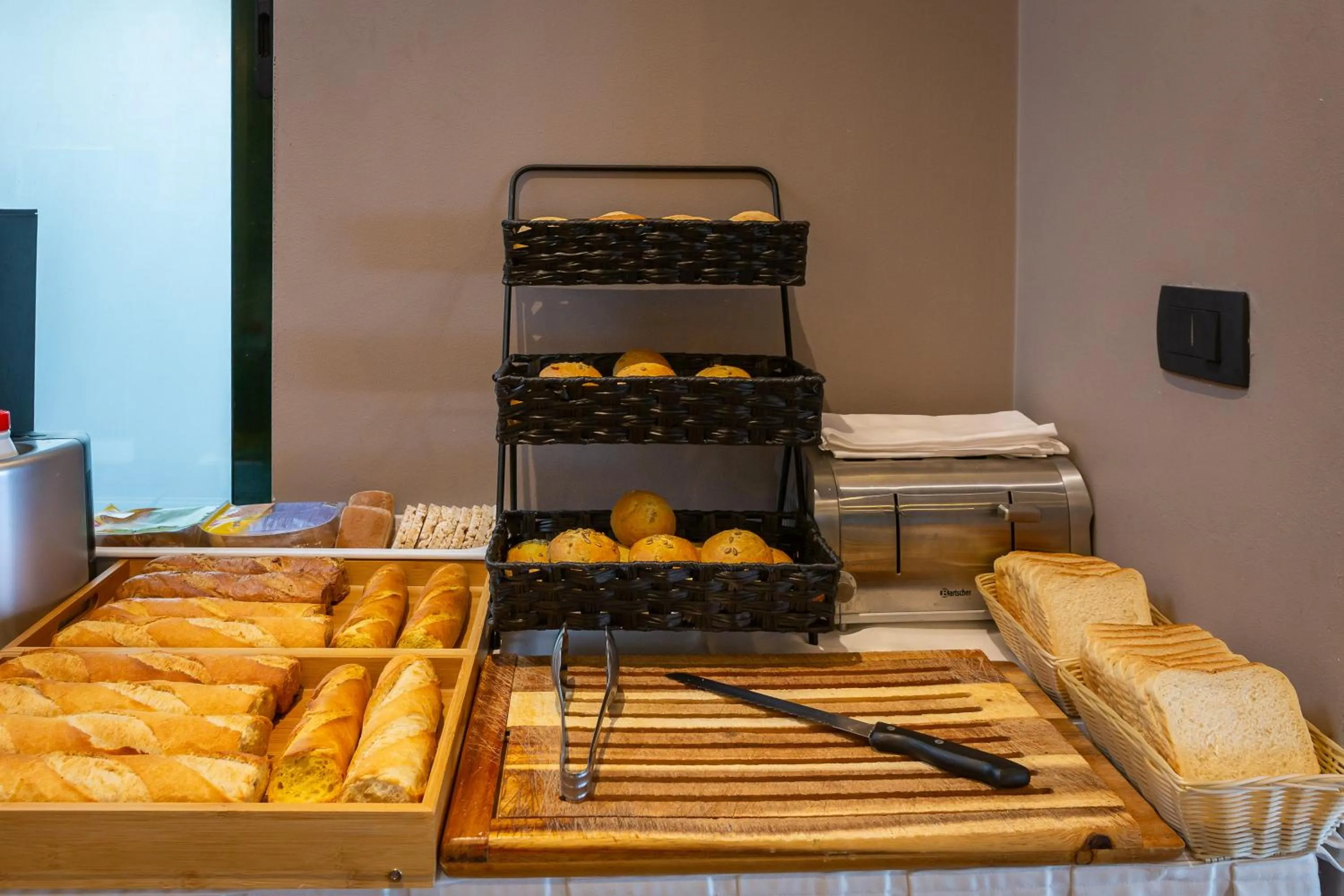 Breakfast in Hotel Central Beach 9