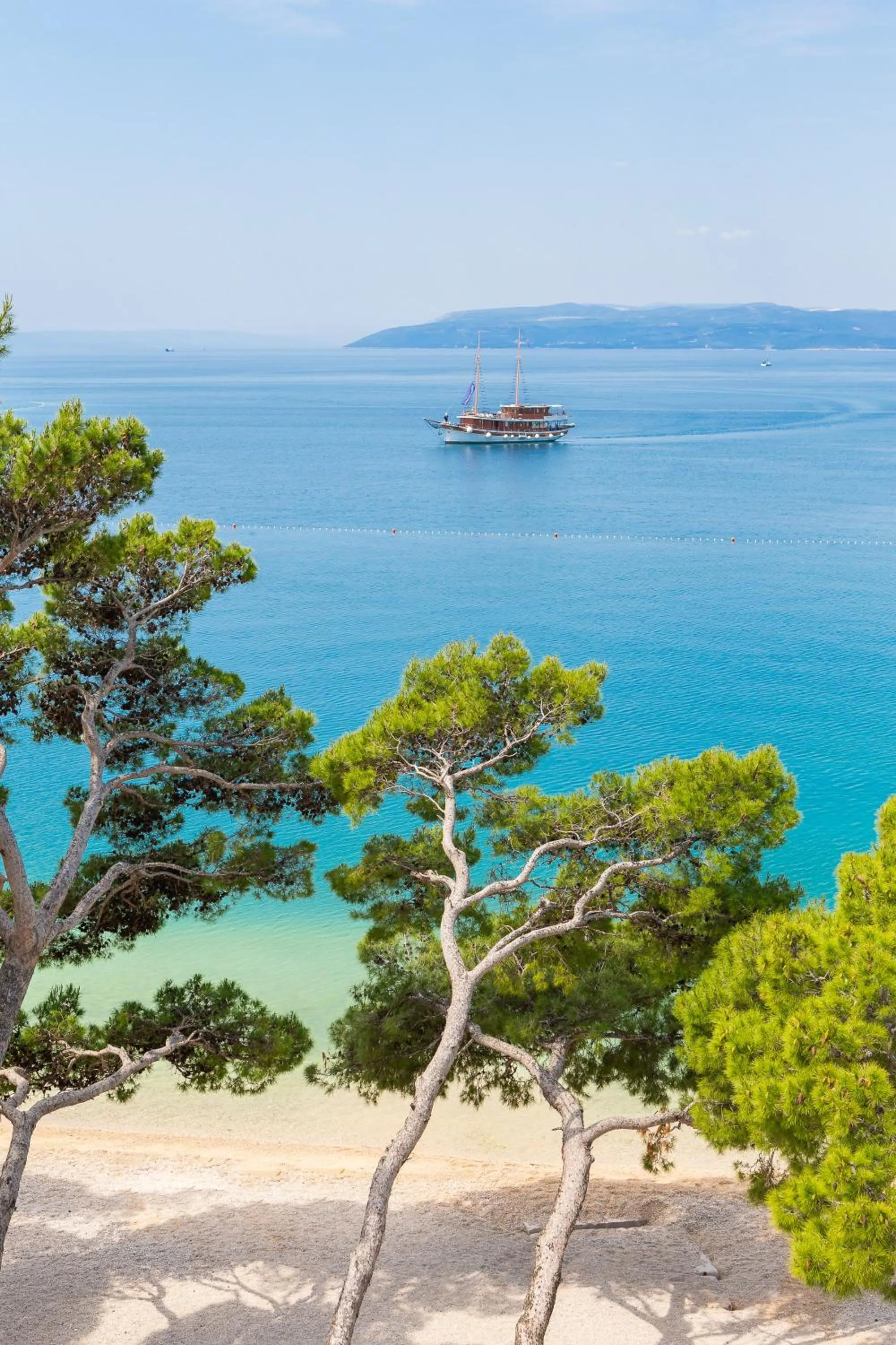 View (from property/room) in Hotel Central Beach 9