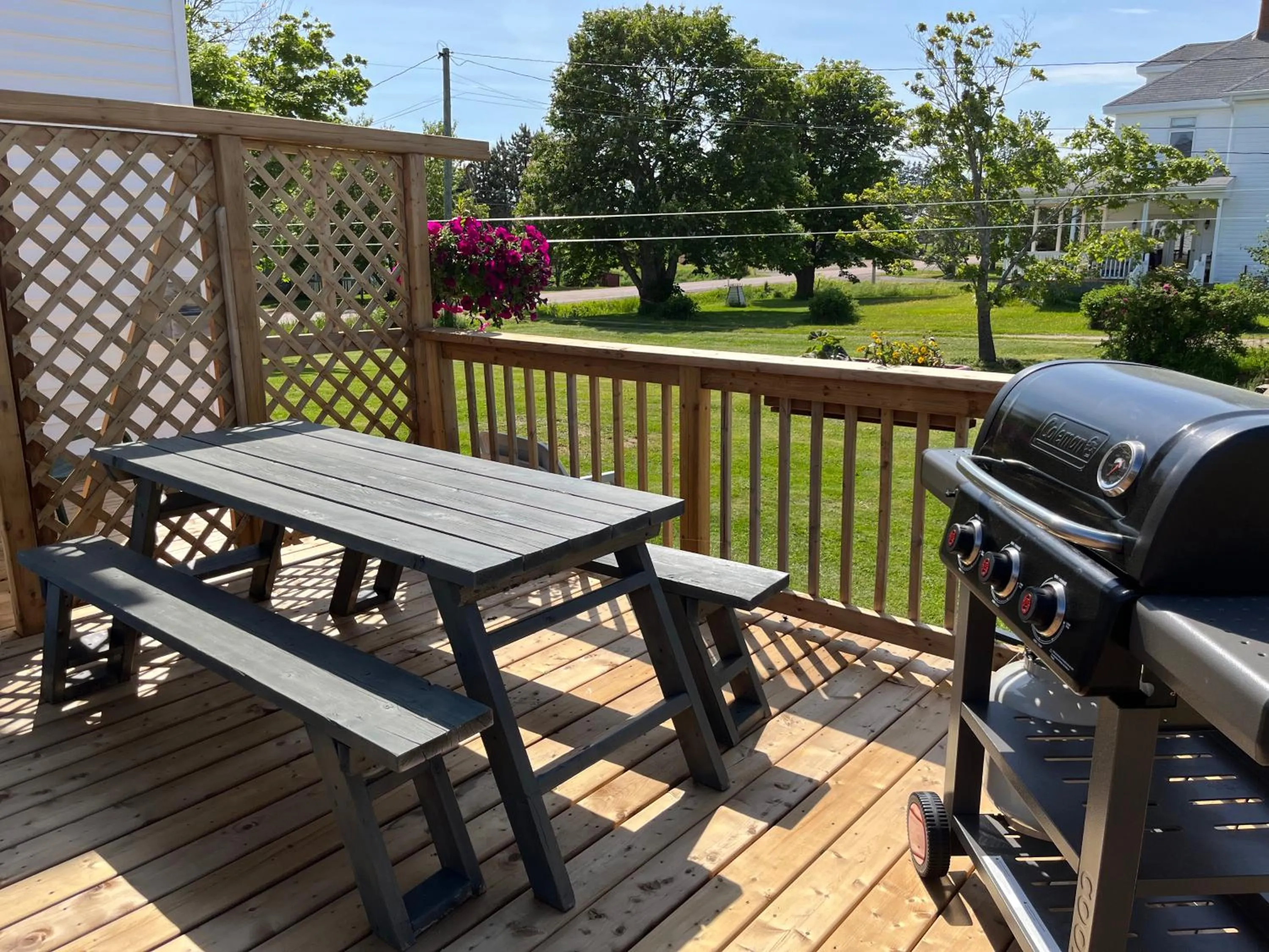 Property building in The Coastal Country House in New Brunswick