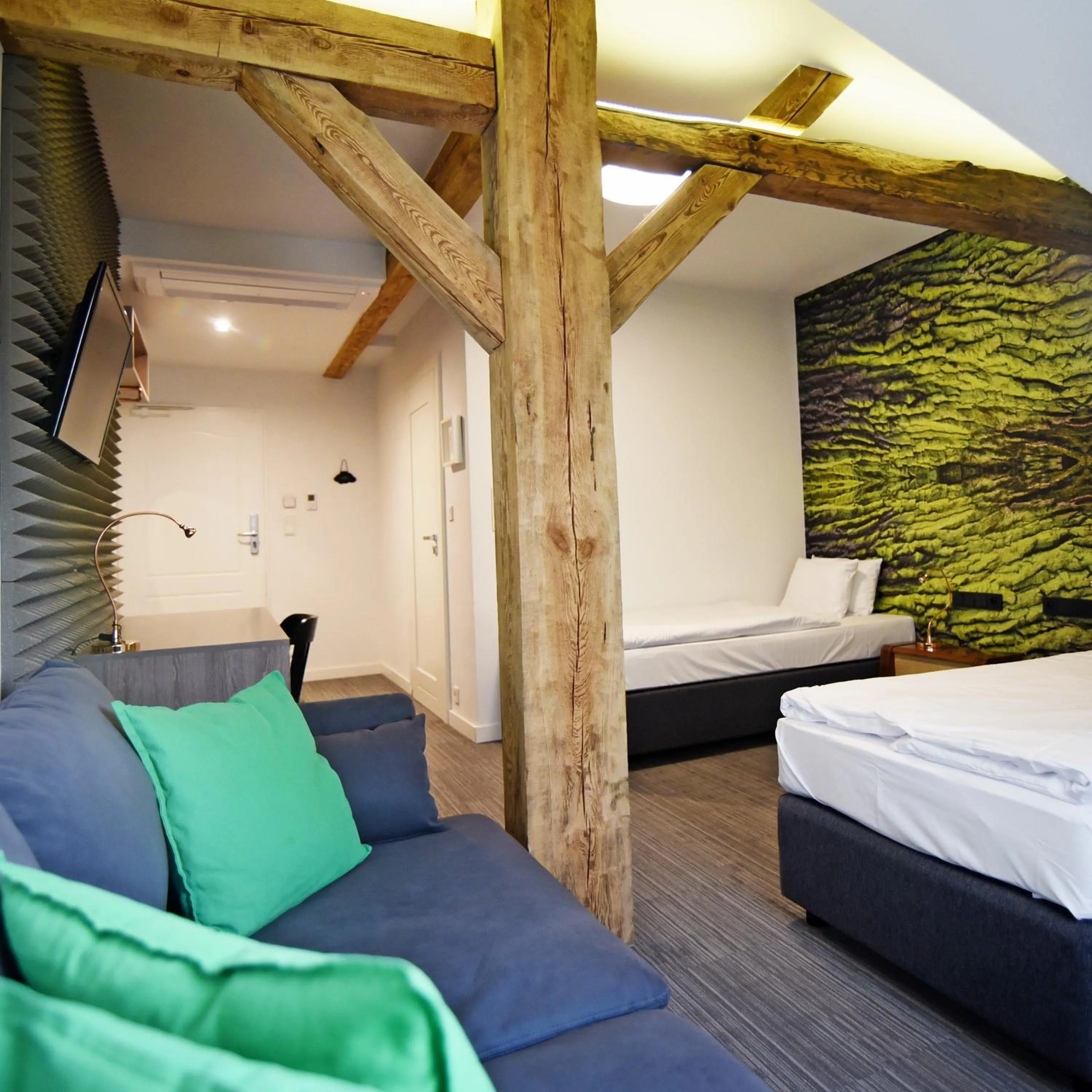 Photo of the whole room, Bed in Pałac Pakosław