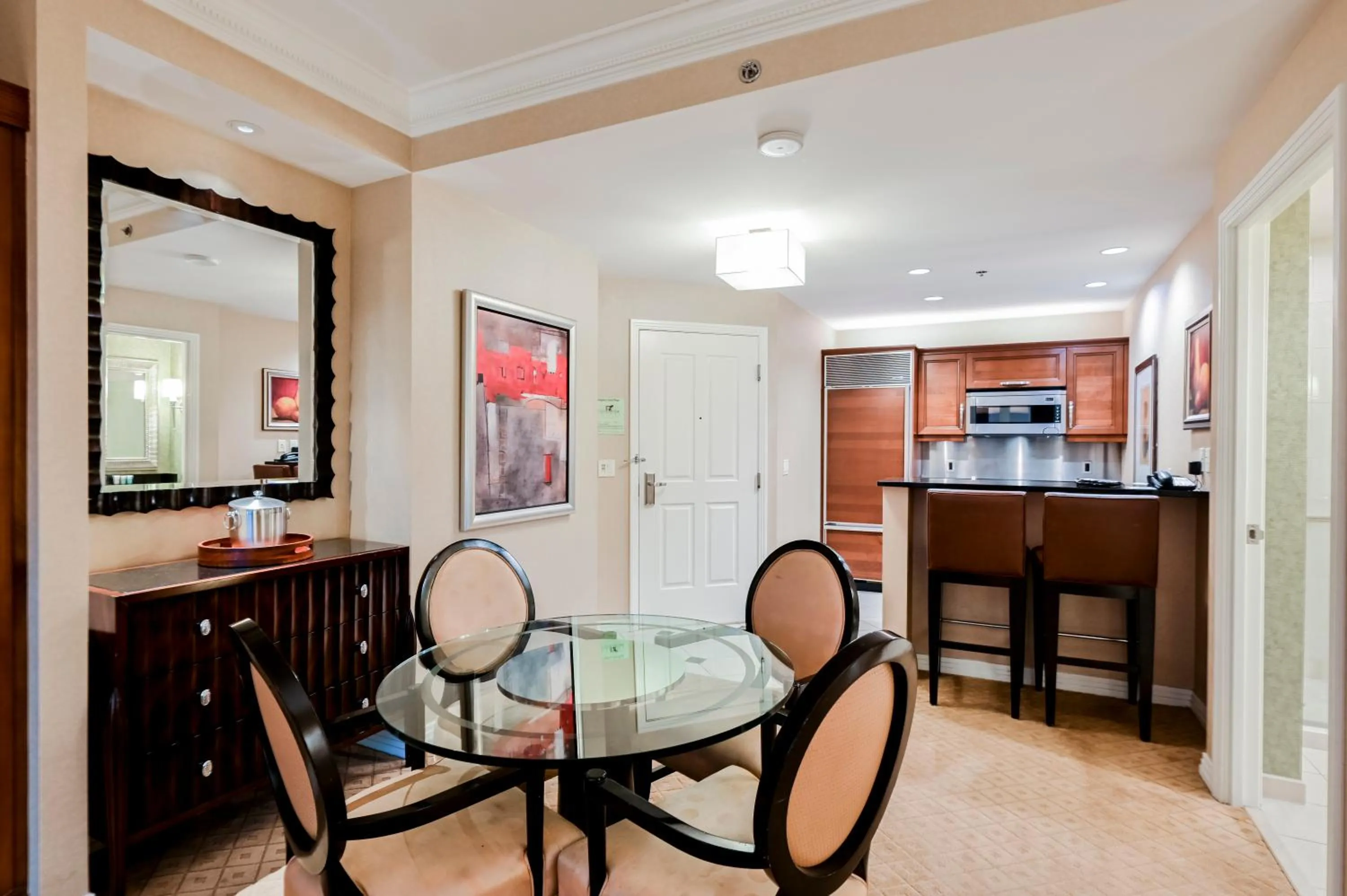Dining area in StripViewSuites at Signature
