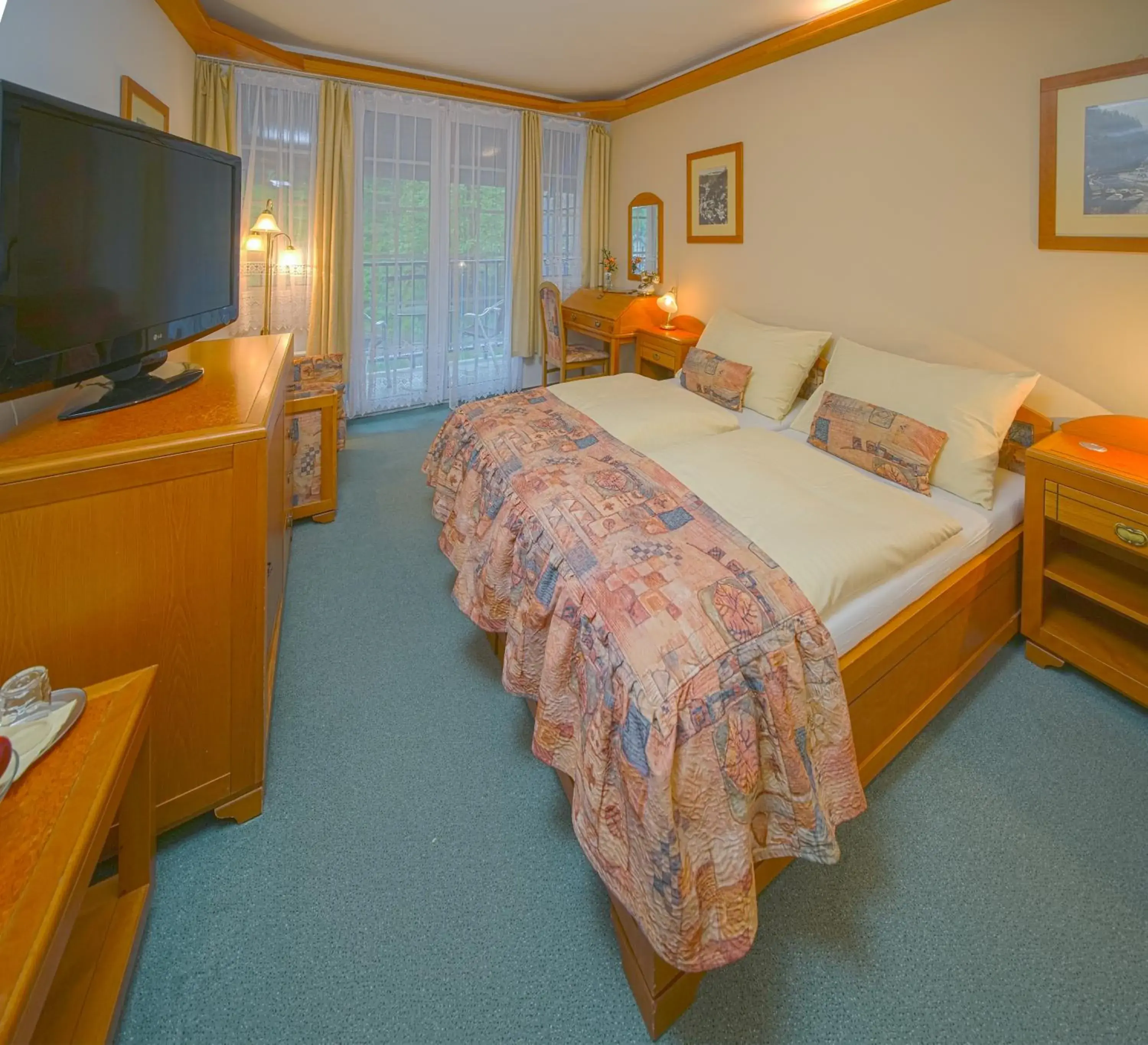 Double Room with Balcony in Hotel Praha Double Room with Balcony in Hotel Praha