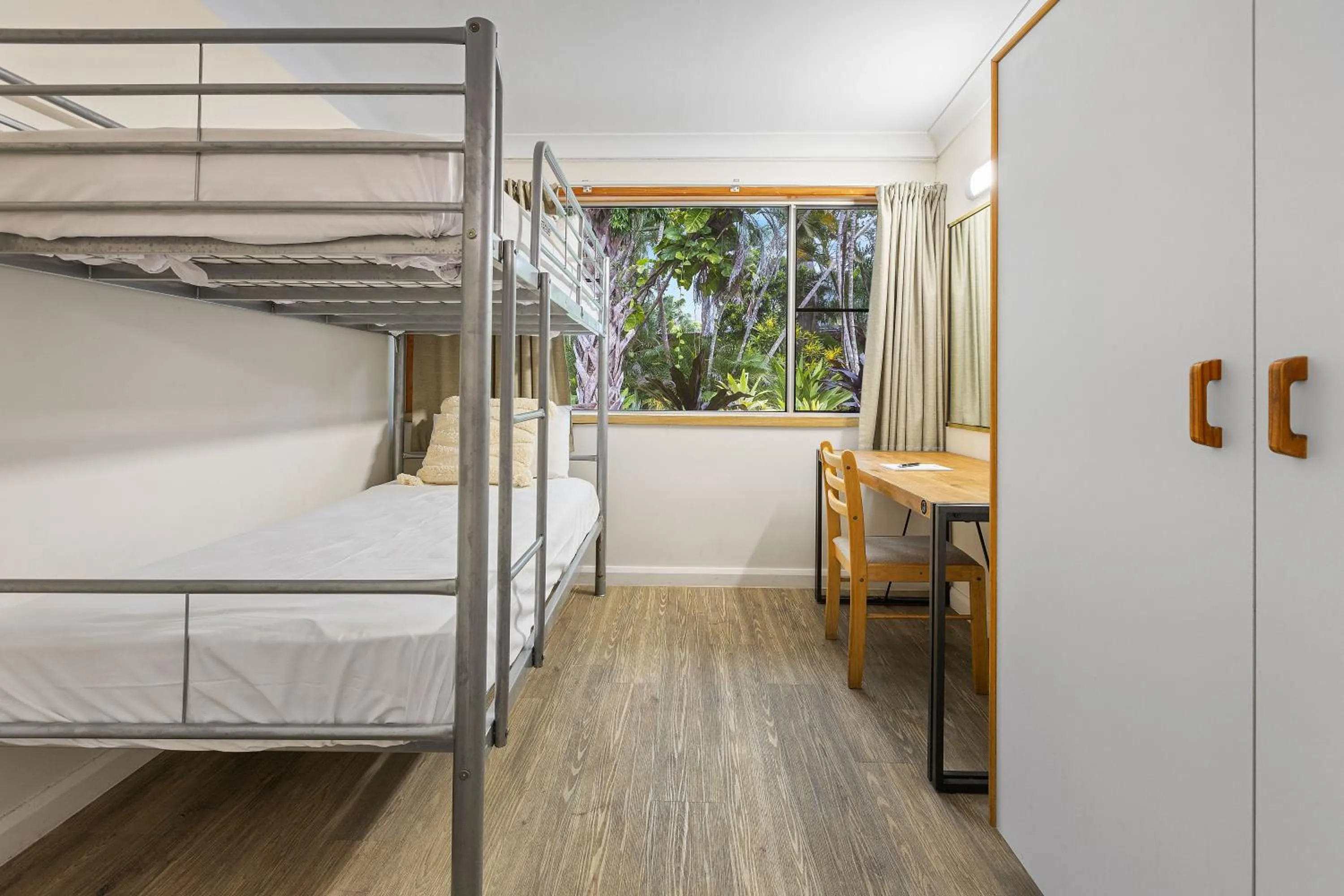 Bed in Tasman Holiday Parks - Airlie Beach