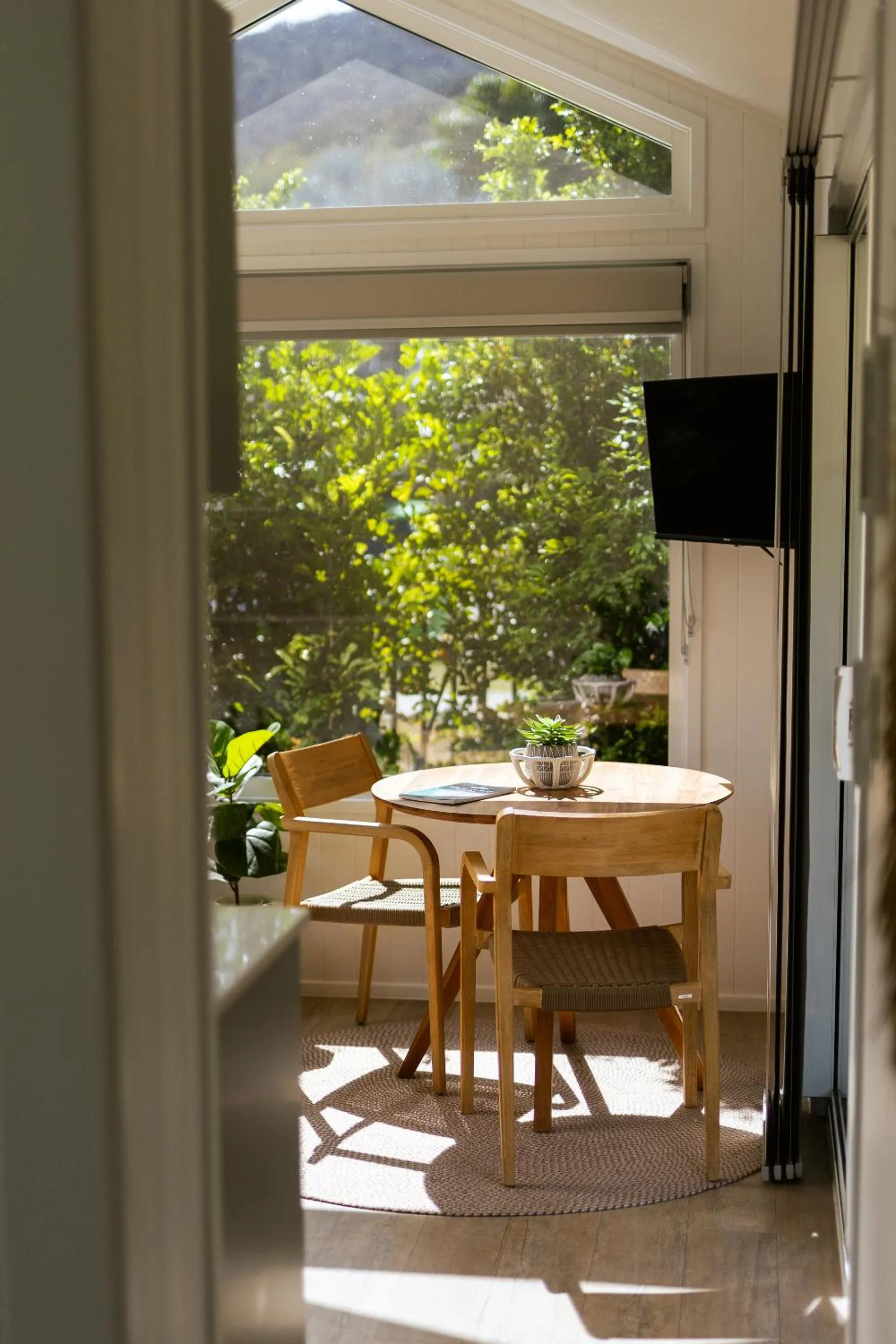 Dining area in Tasman Holiday Parks - Airlie Beach