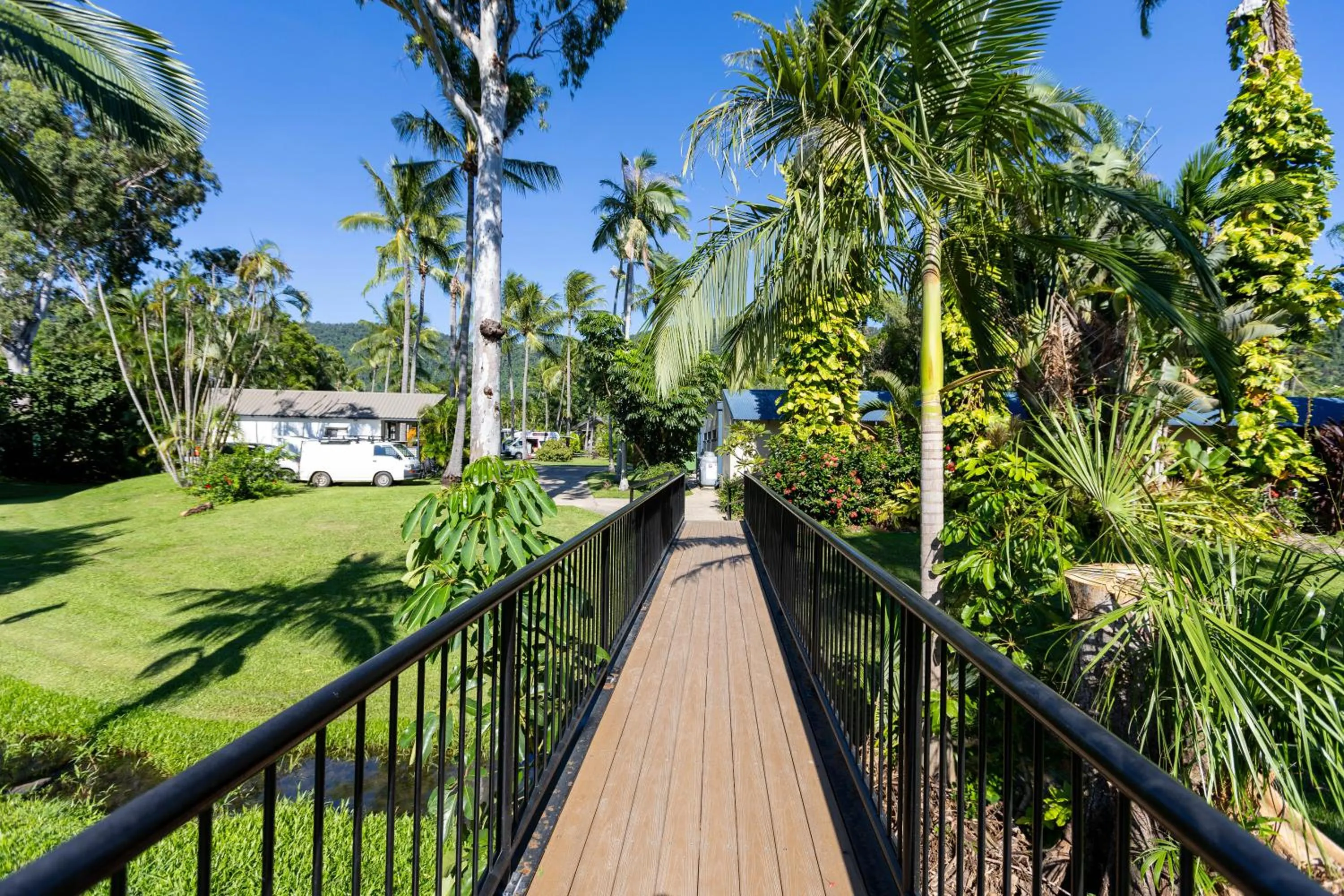 Day in Tasman Holiday Parks - Airlie Beach