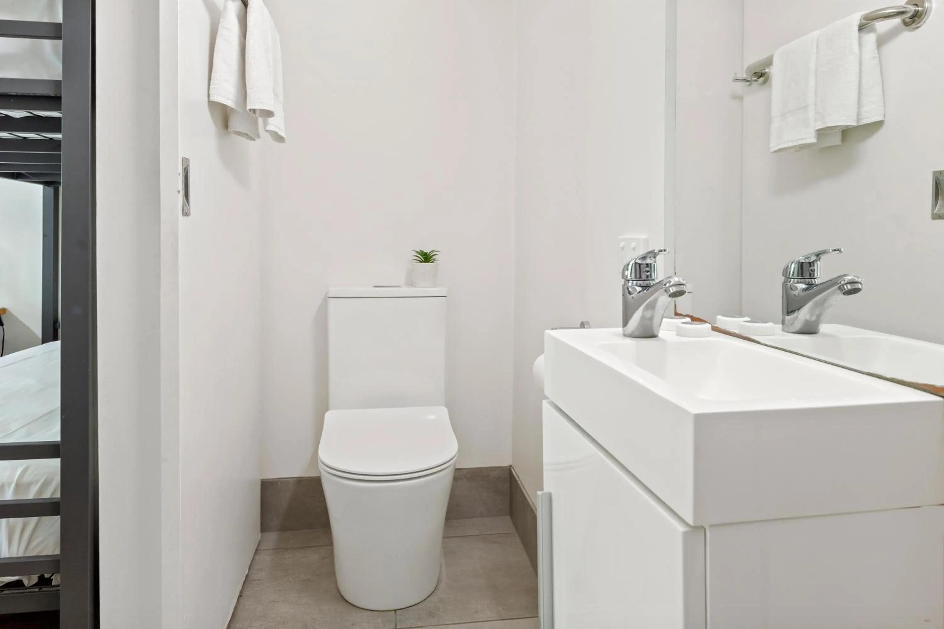 Toilet in Tasman Holiday Parks - Airlie Beach