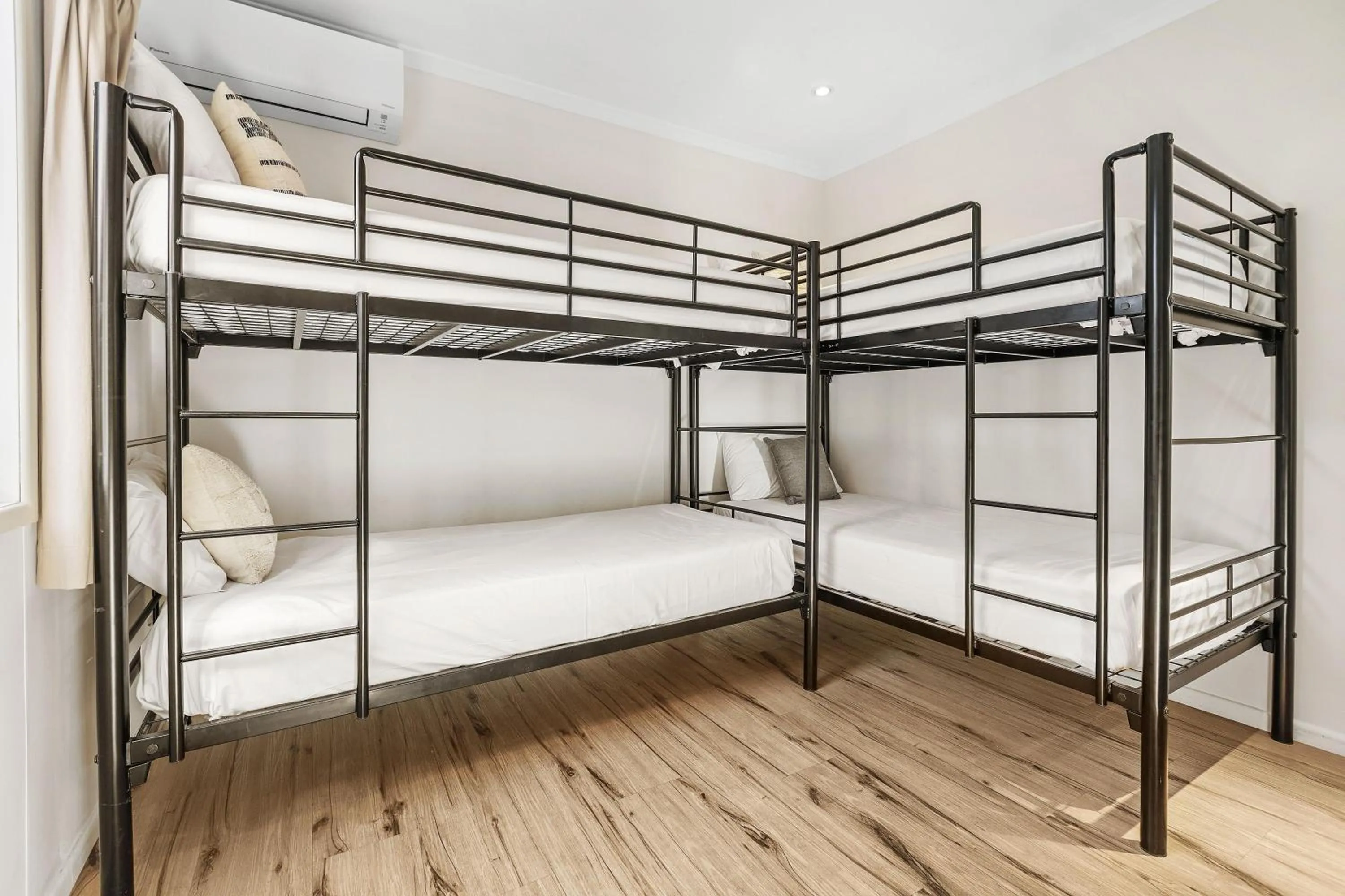 Bed in Tasman Holiday Parks - Airlie Beach