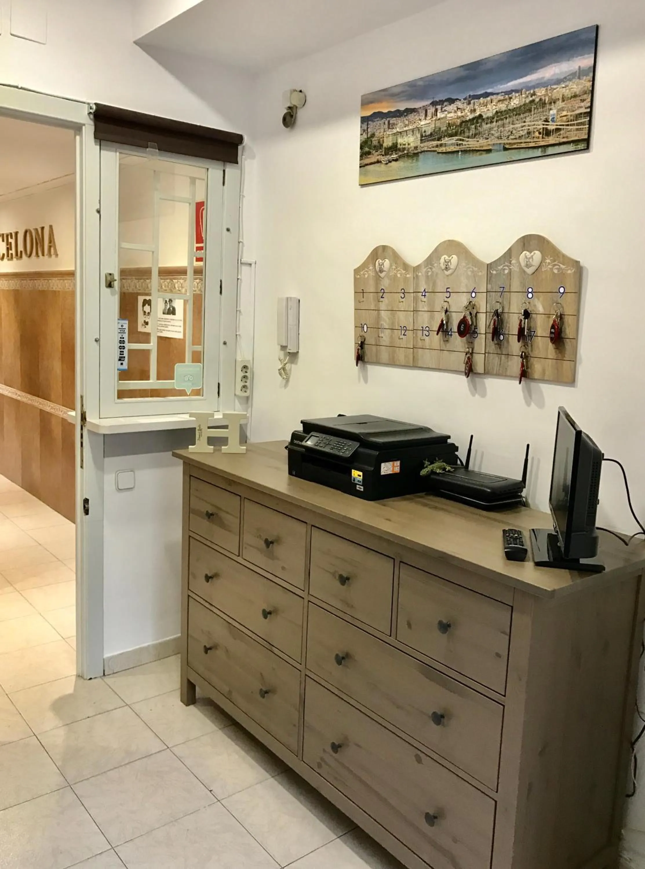 Lobby or reception in Hostal Lleida