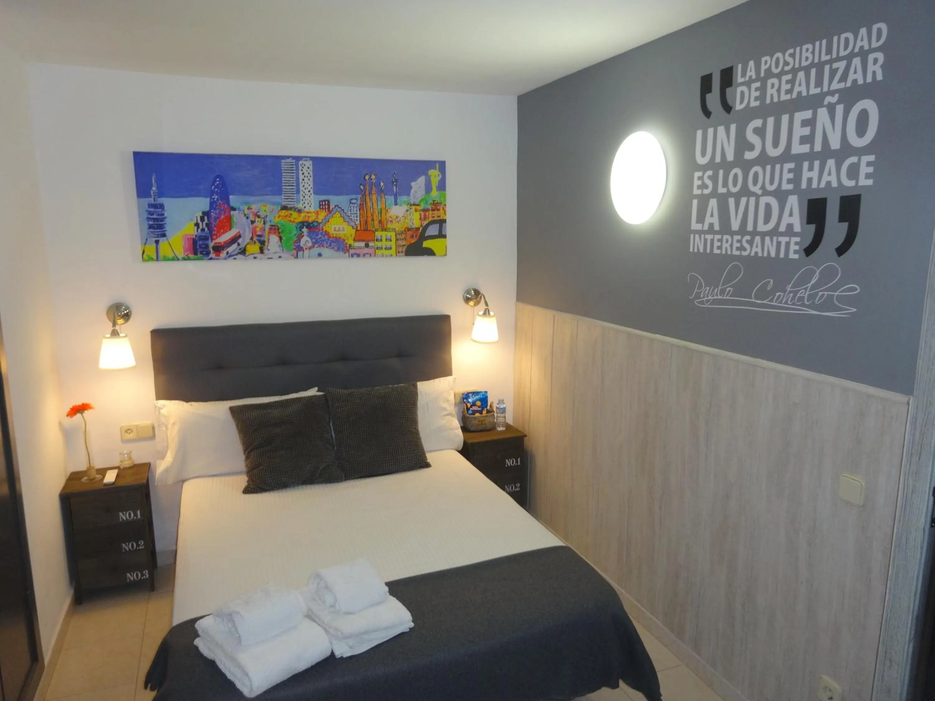 Photo of the whole room, Bed in Hostal Lleida
