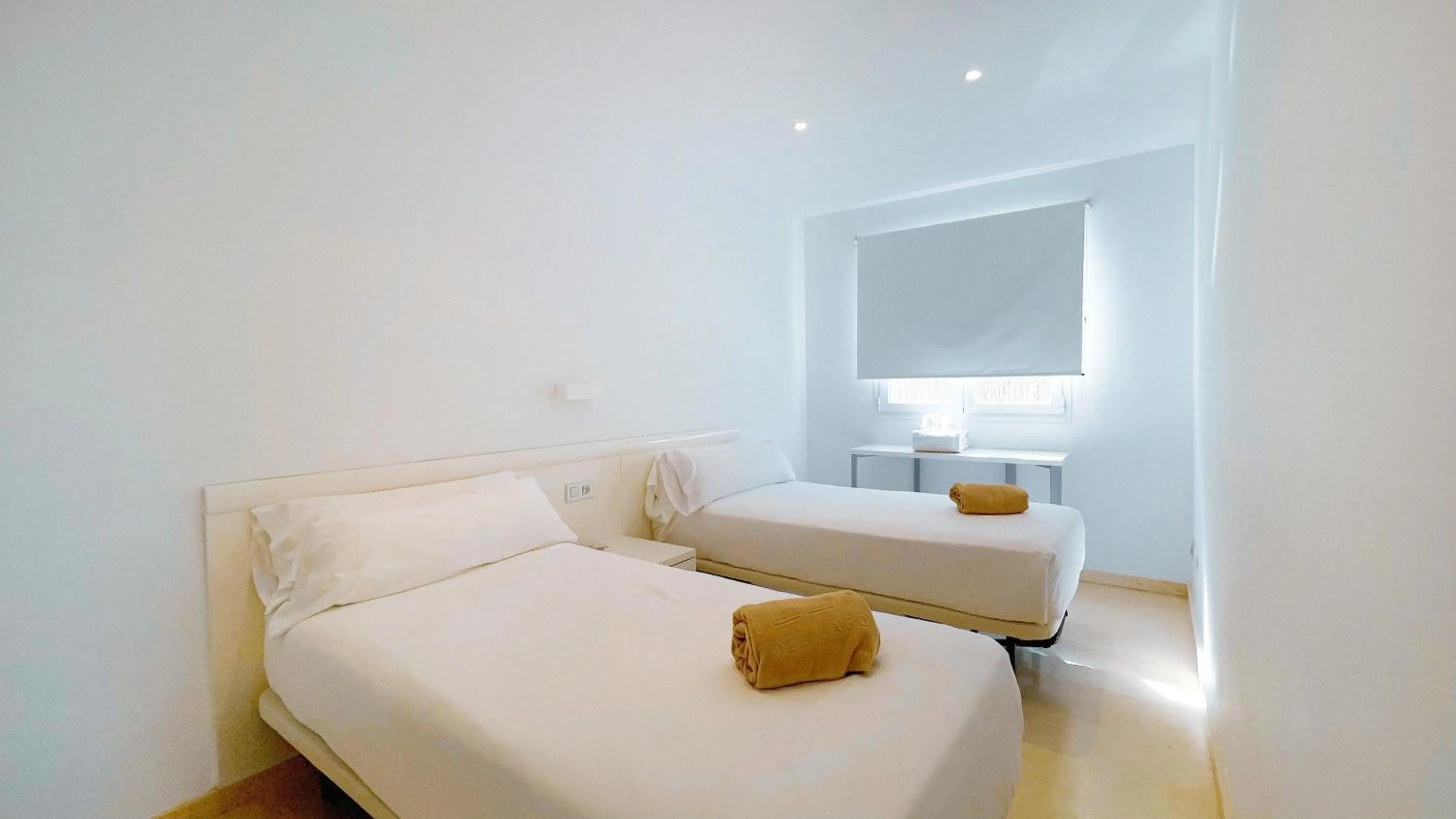 Photo of the whole room, Bed in Lago Resort Menorca - Villas & Bungalows del Lago