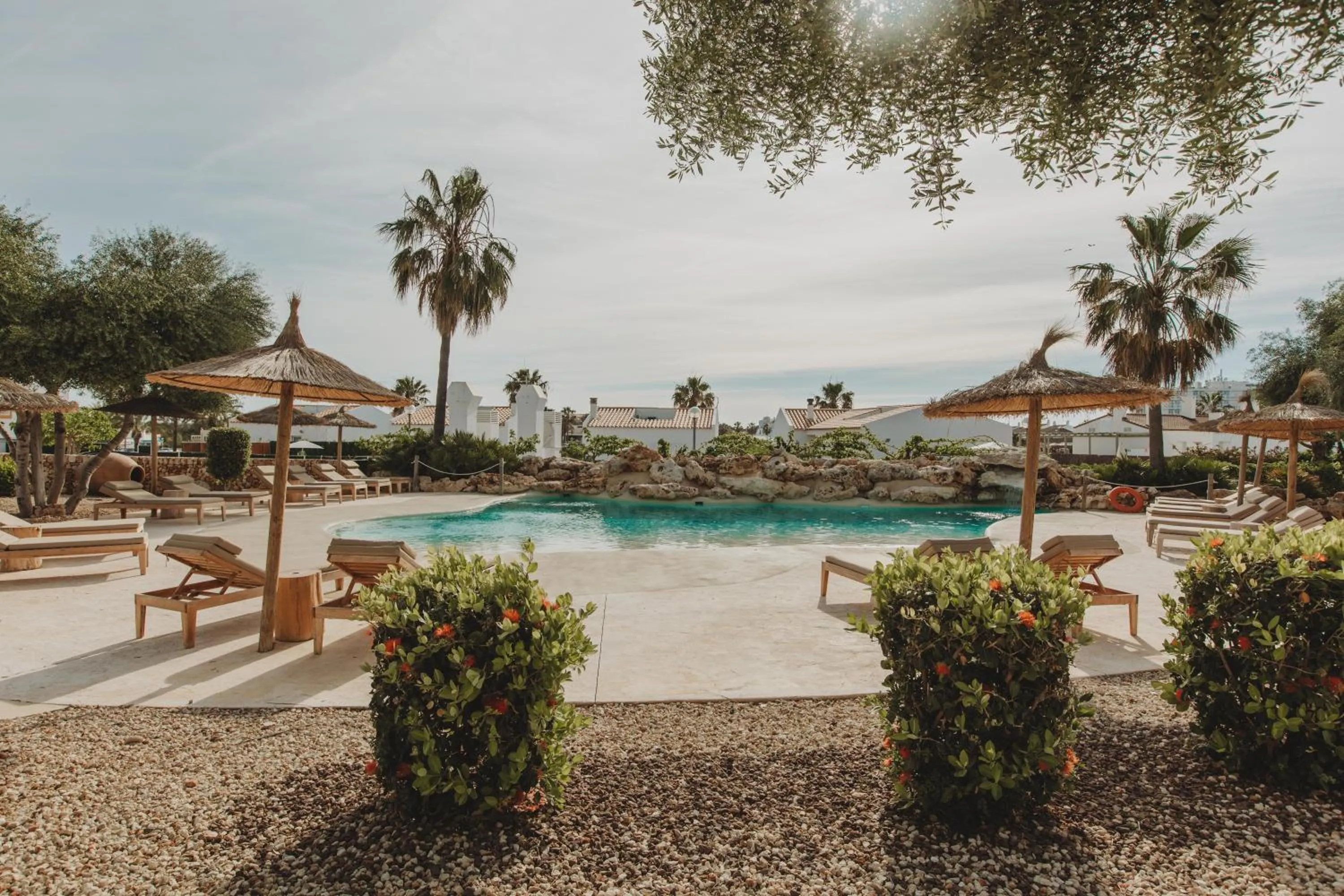 Photo of the whole room in Lago Resort Menorca - Villas & Bungalows del Lago