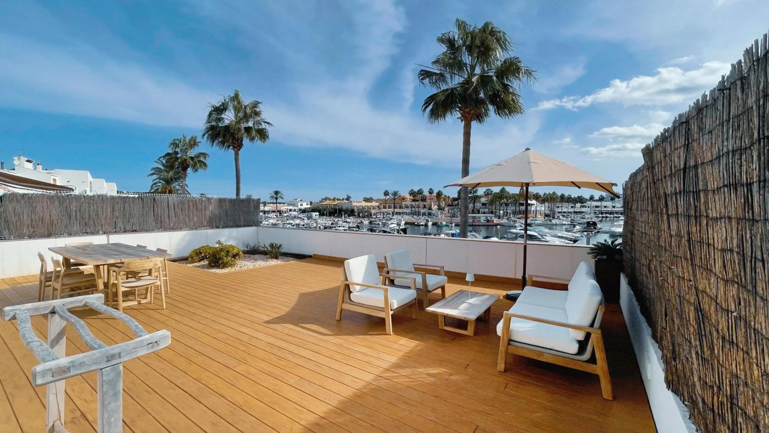 Photo of the whole room in Lago Resort Menorca - Villas & Bungalows del Lago