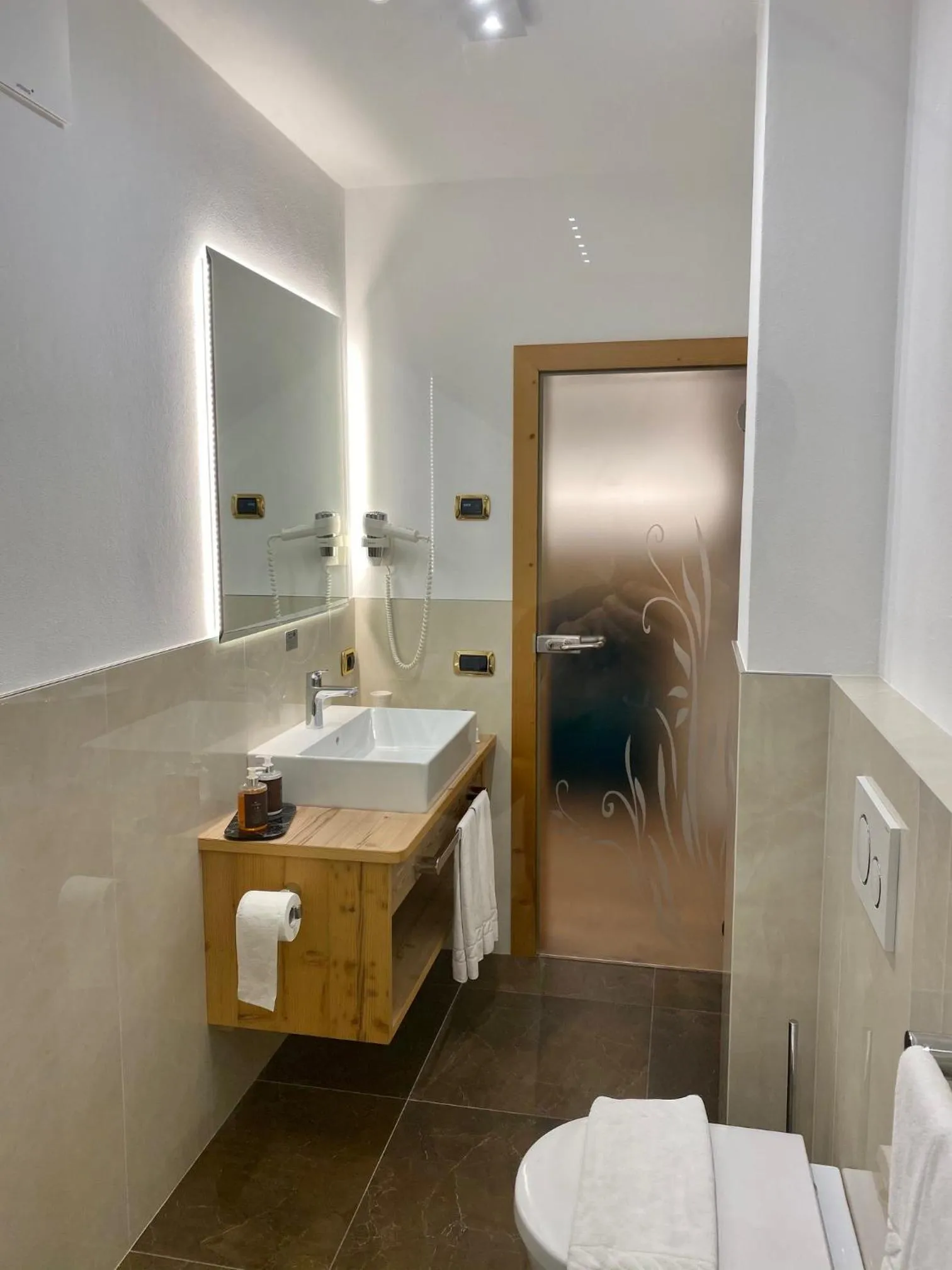 Bathroom in Garni Hotel and Apartments Wildbach