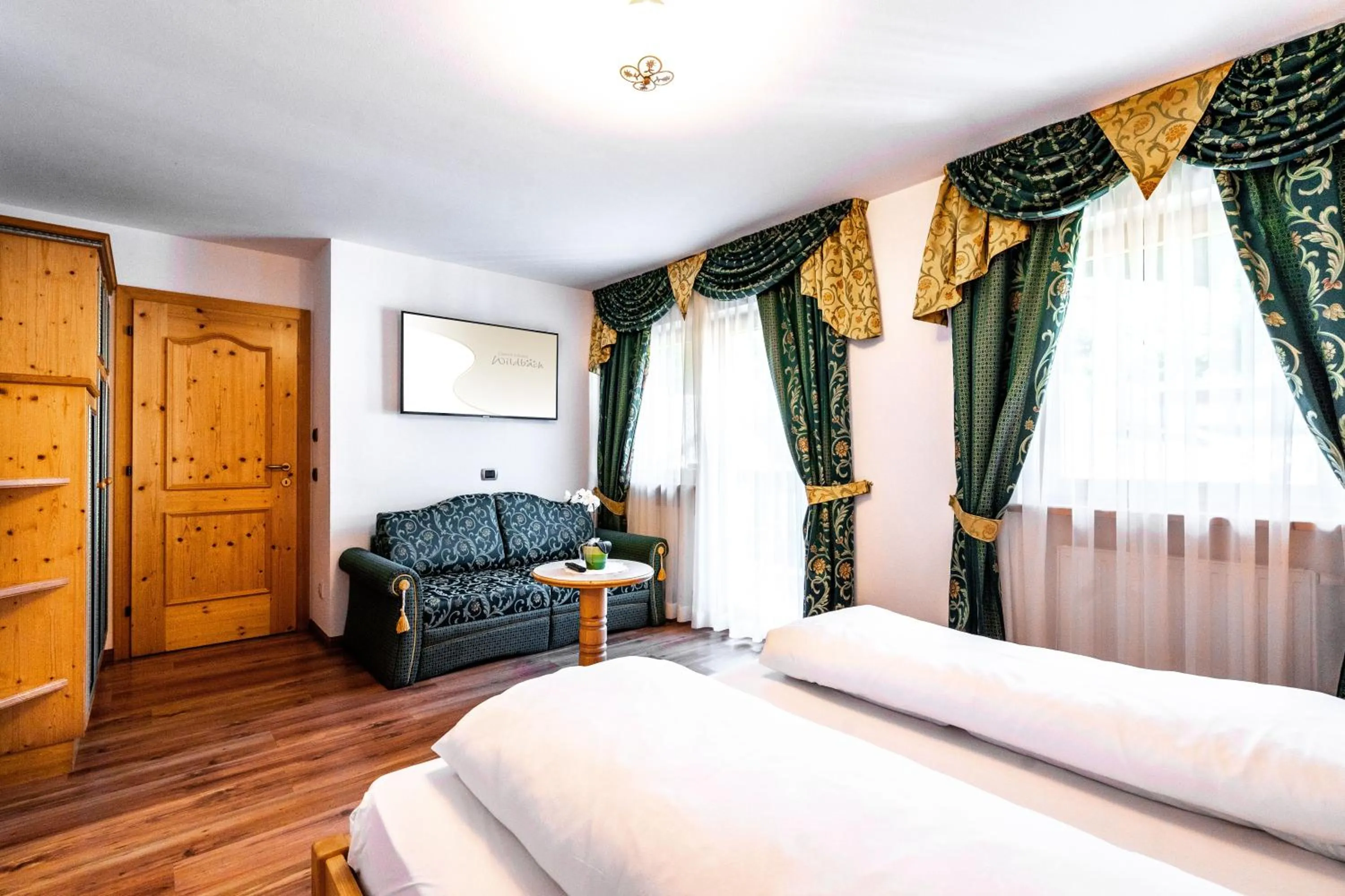 Bedroom, Bed in Garni Hotel and Apartments Wildbach
