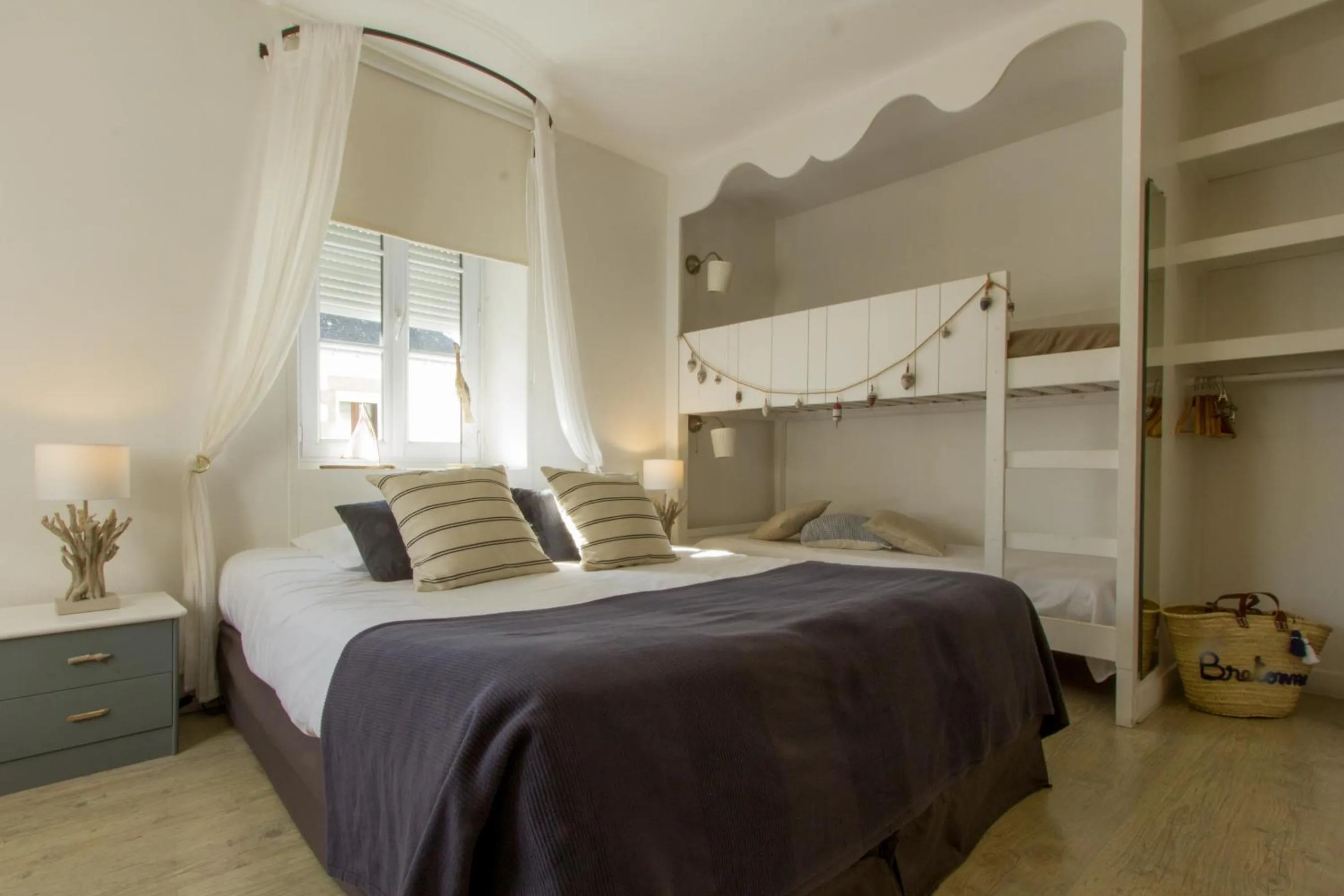 Photo of the whole room, Bed in Casa Cosy Le Pouliguen