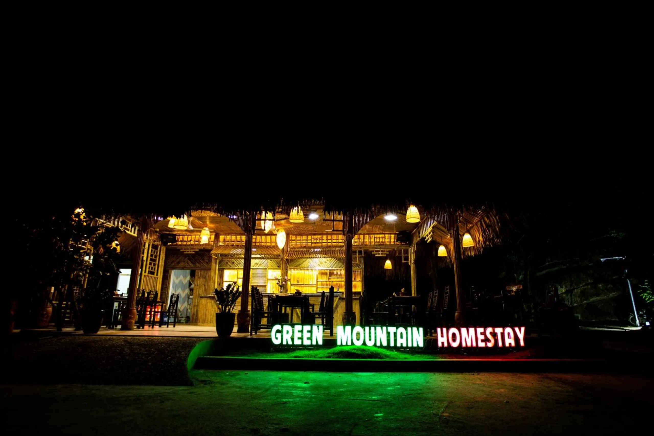 Property building in Green Mountain Homestay