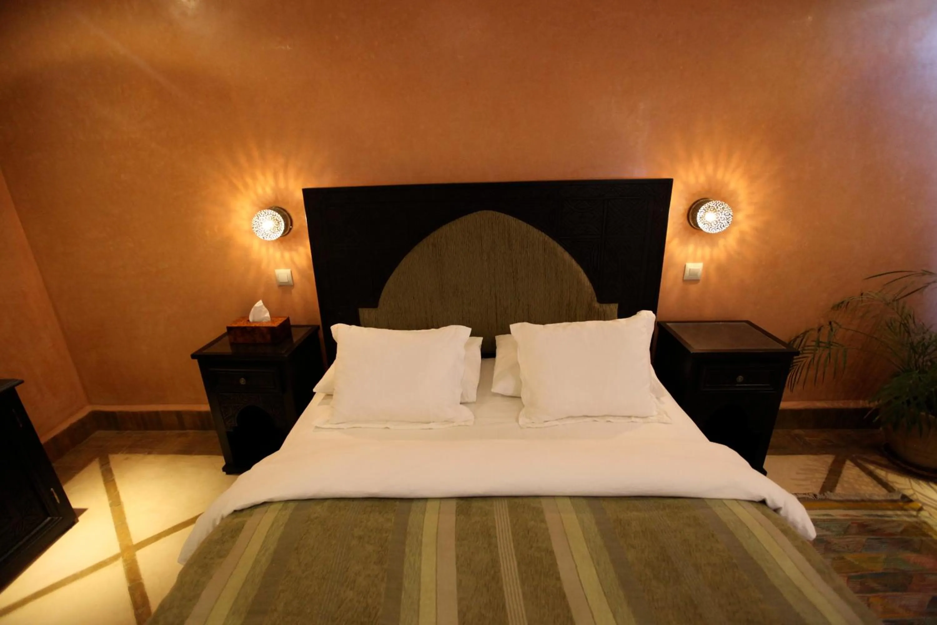 Bed in Riad Dar Haven