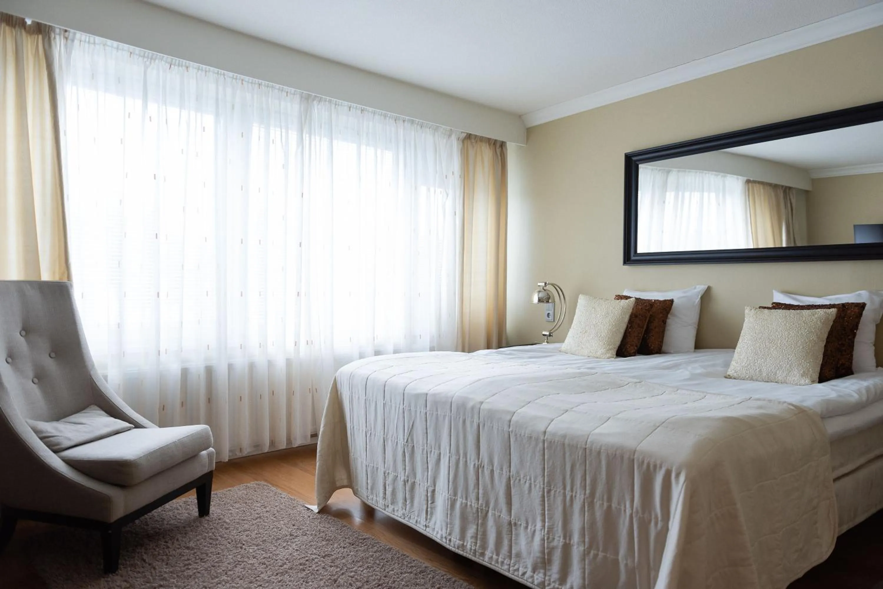 Bedroom, Bed in Hotel Sorsanpesä