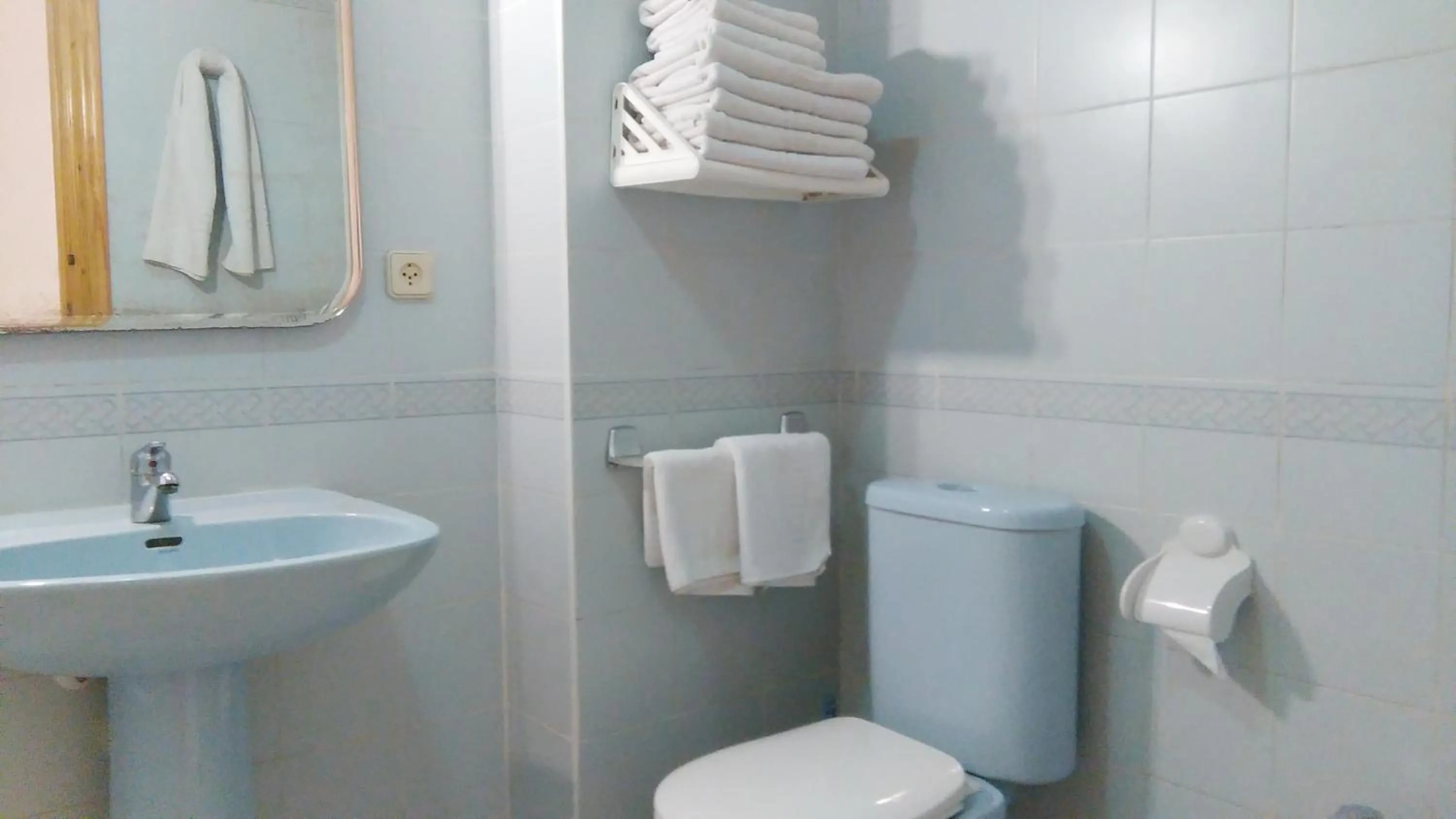 Bathroom in Apartamentos Copacabana Playa