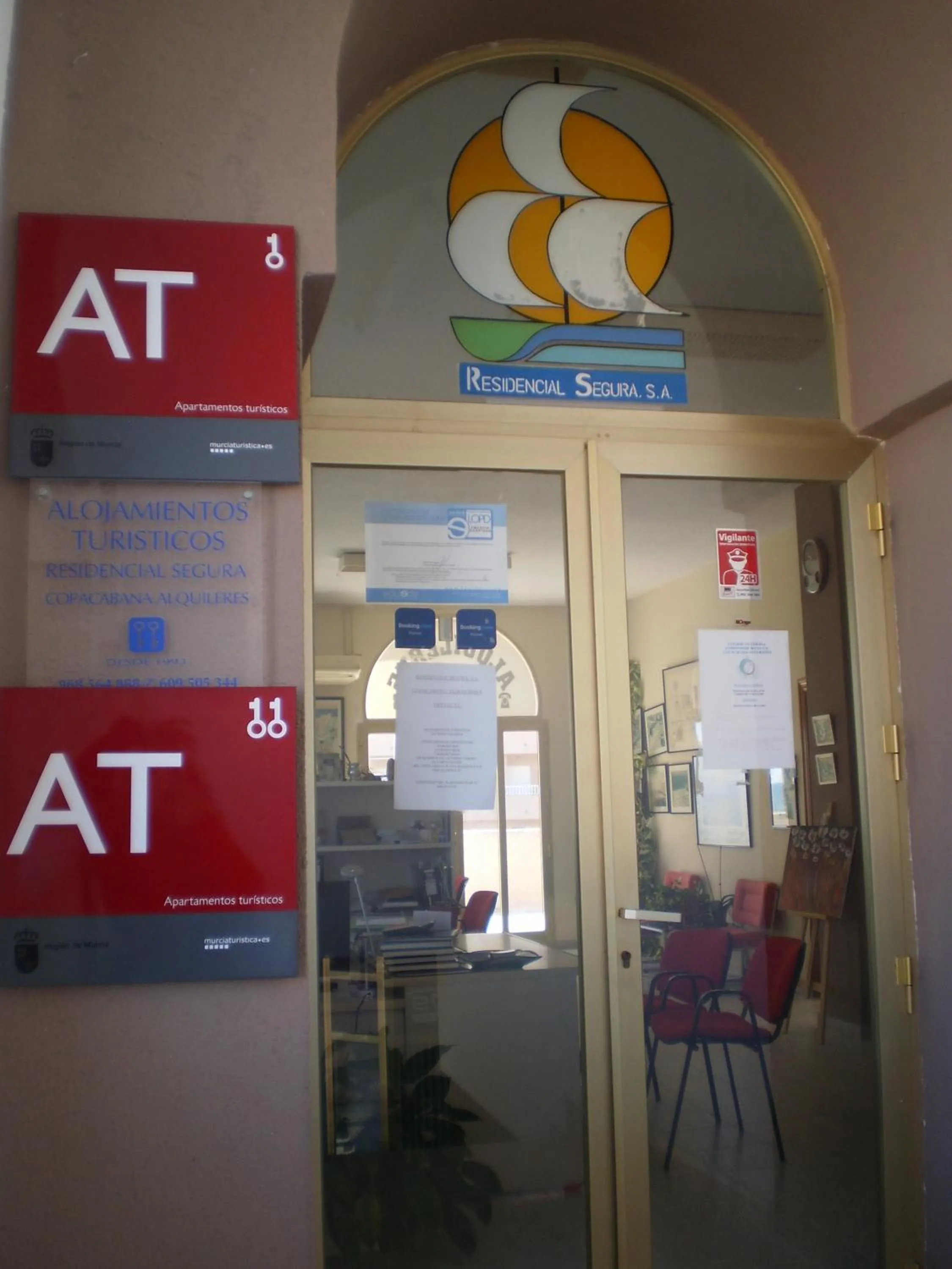 Lobby or reception in Apartamentos Copacabana Playa