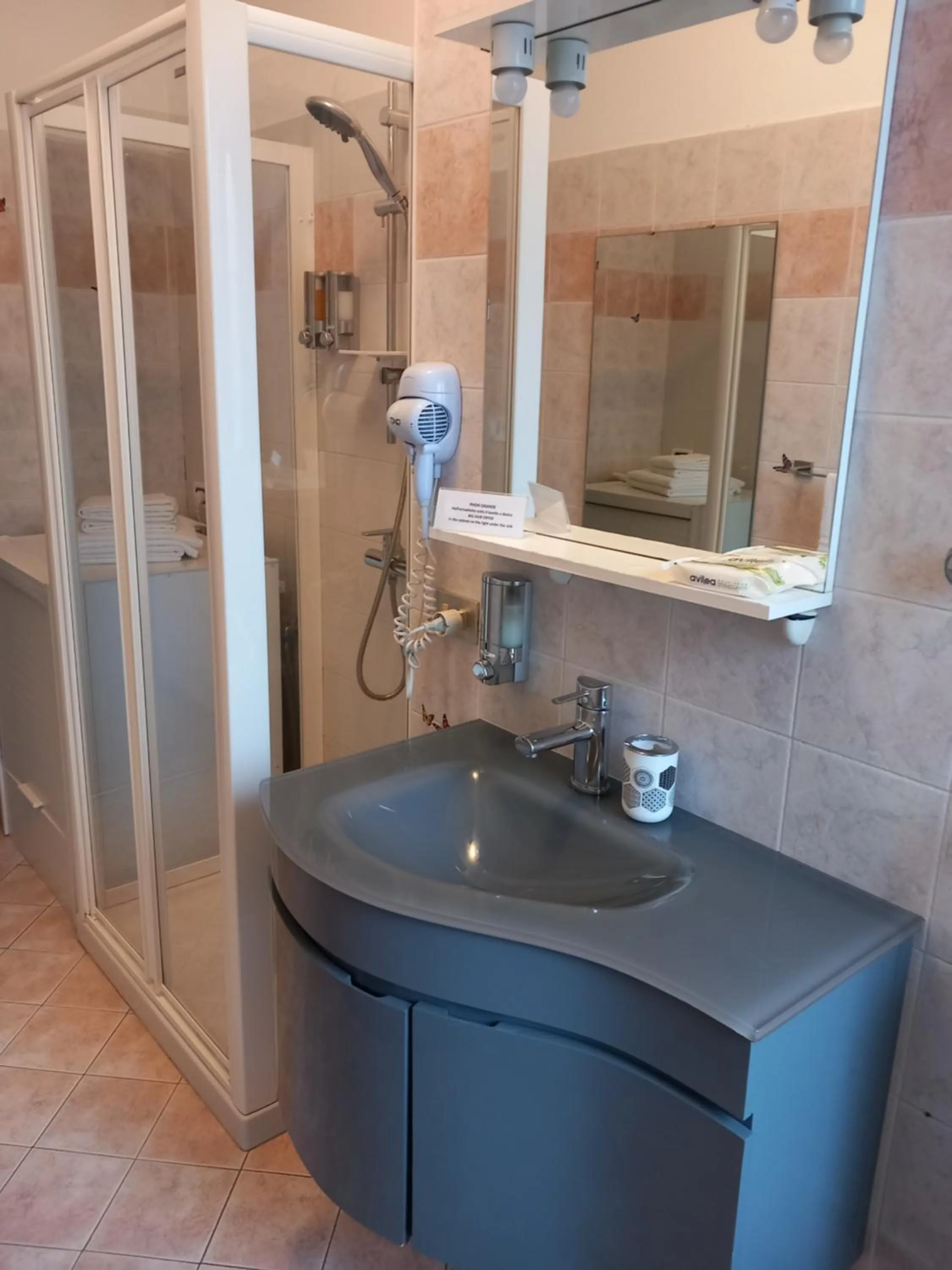 Bathroom in Bed & Breakfast Al Nettuno