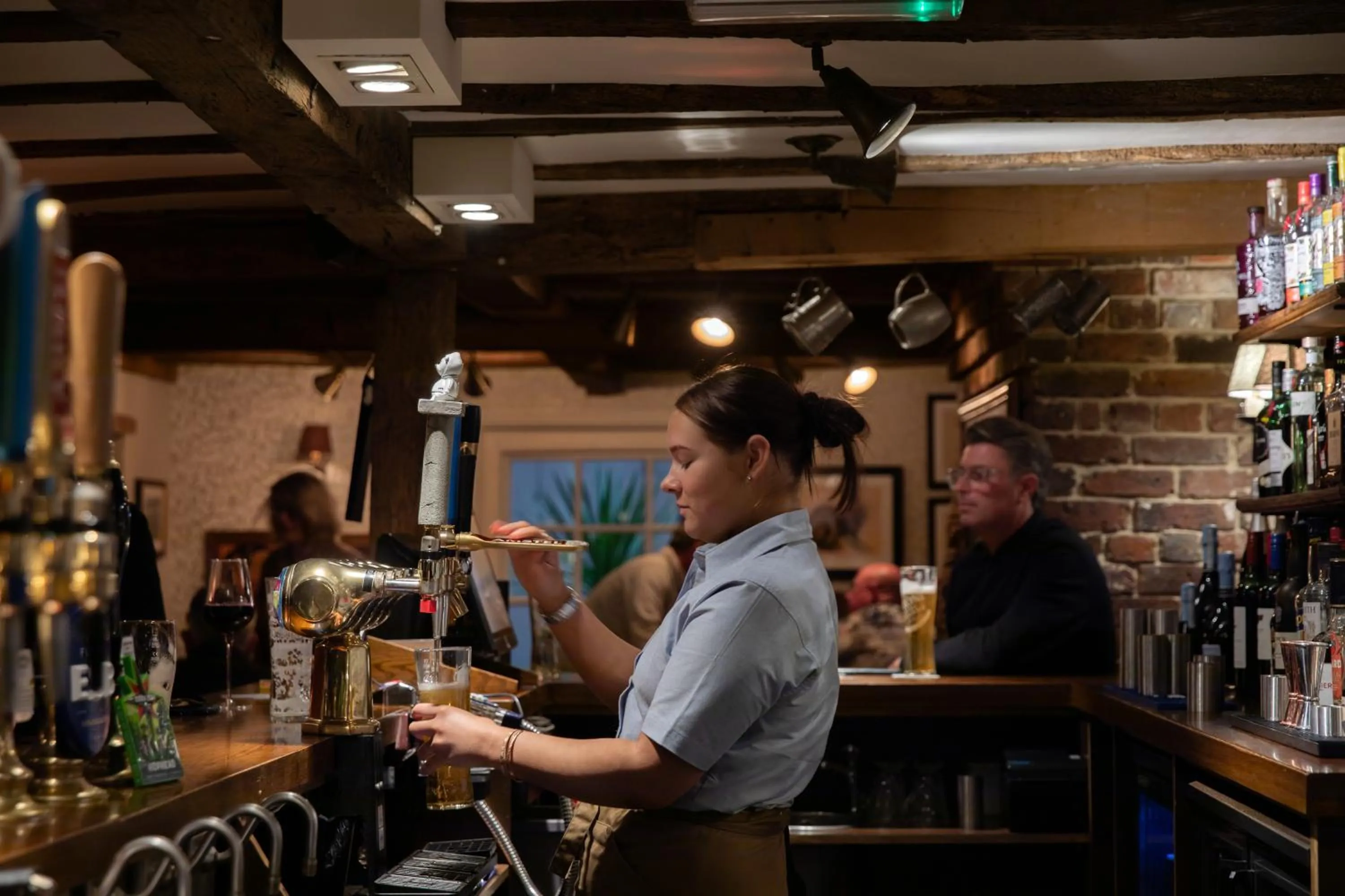 Lounge or bar in The Crown Inn