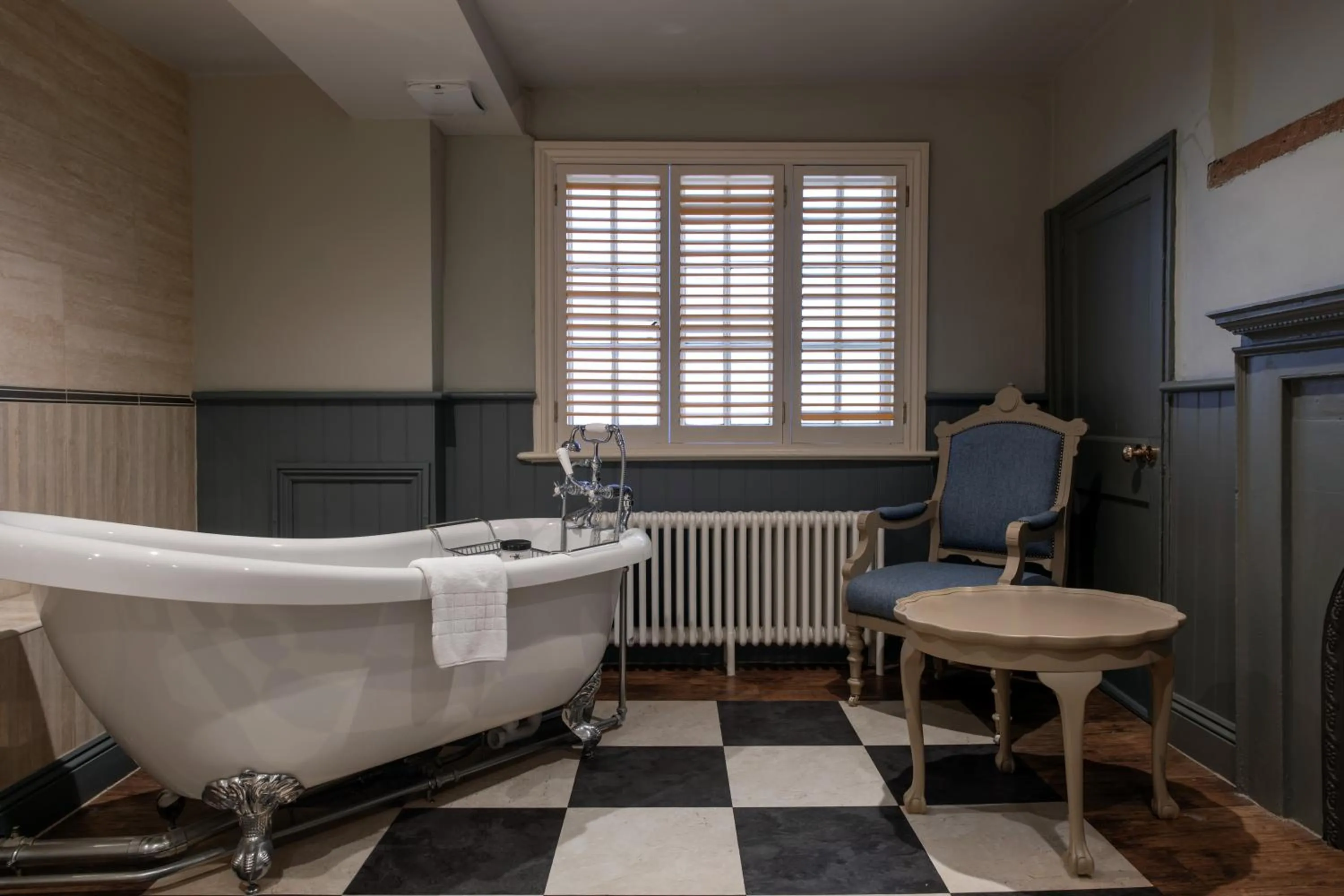 Bathroom in The Crown Inn