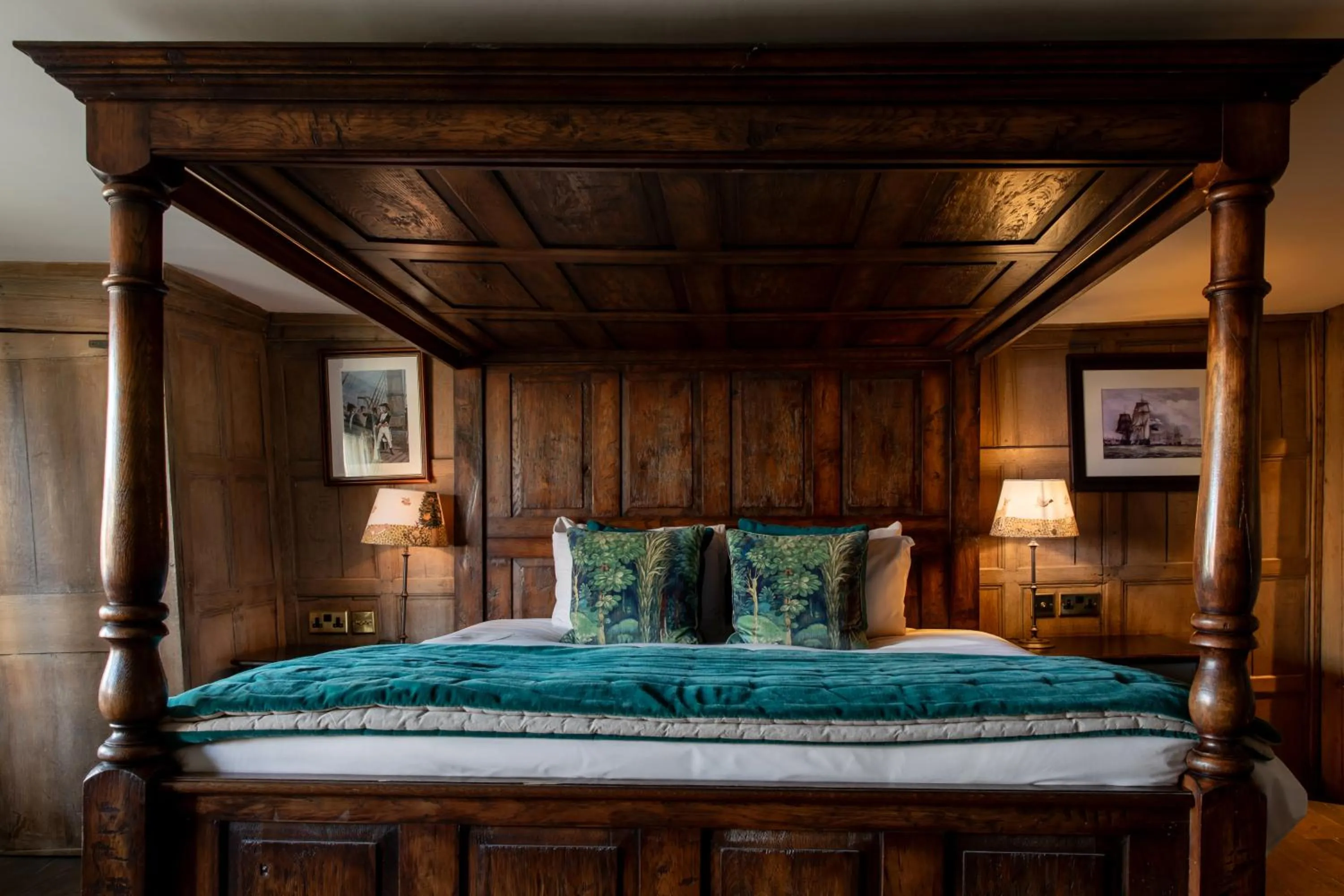 Bed in The Crown Inn