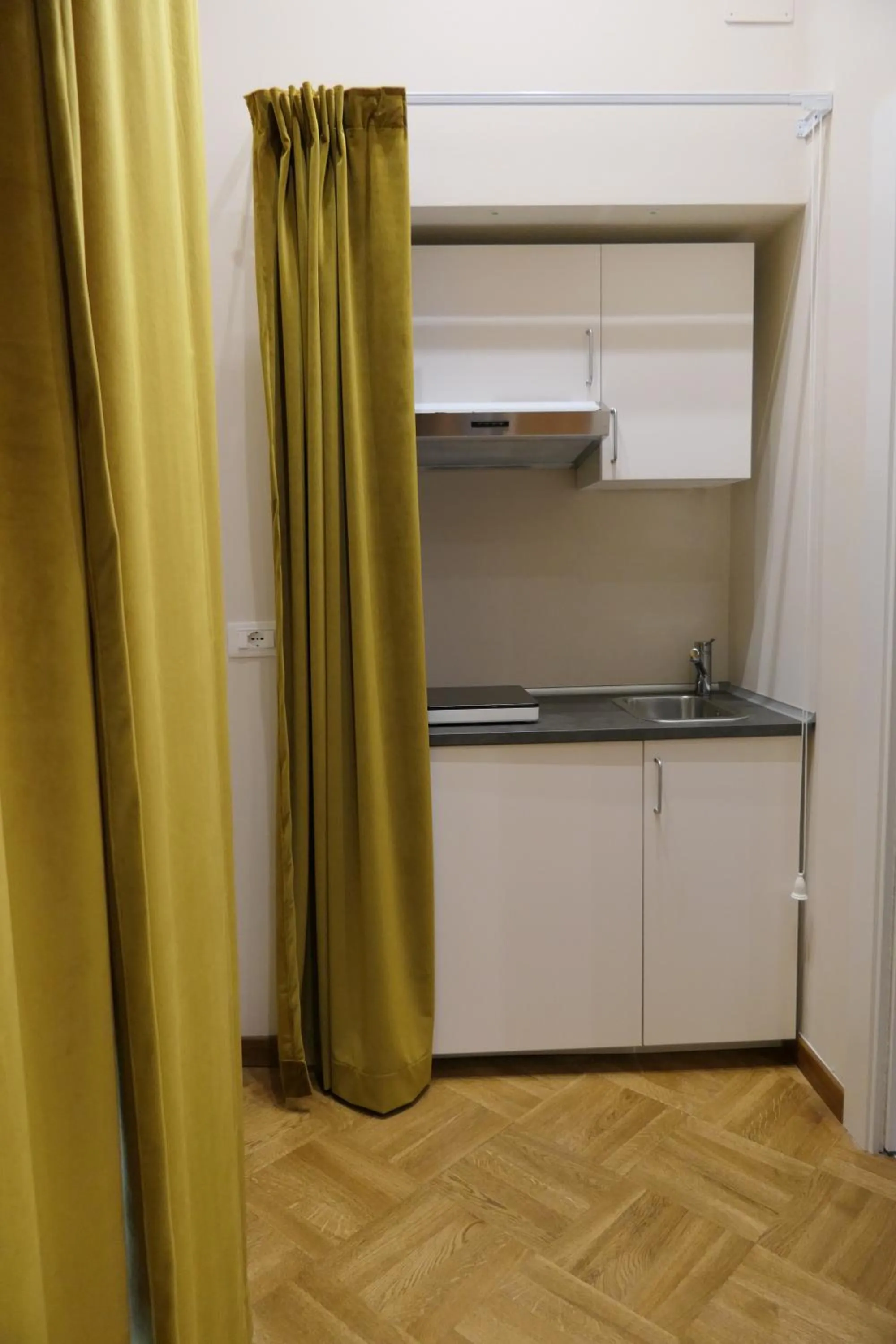 Kitchen or kitchenette in Spaccanapoli B&B City Soul