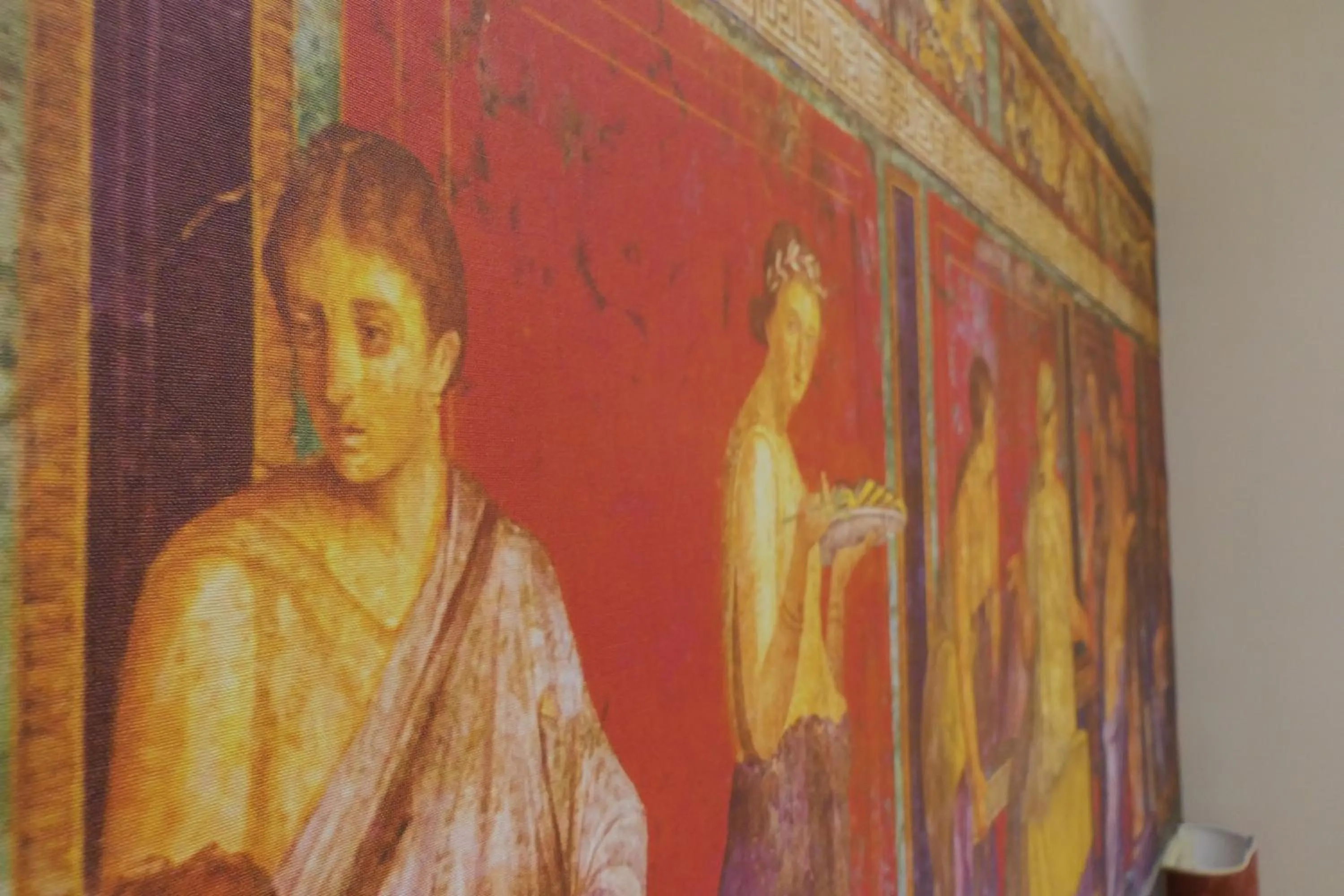 Decorative detail in Spaccanapoli B&B City Soul